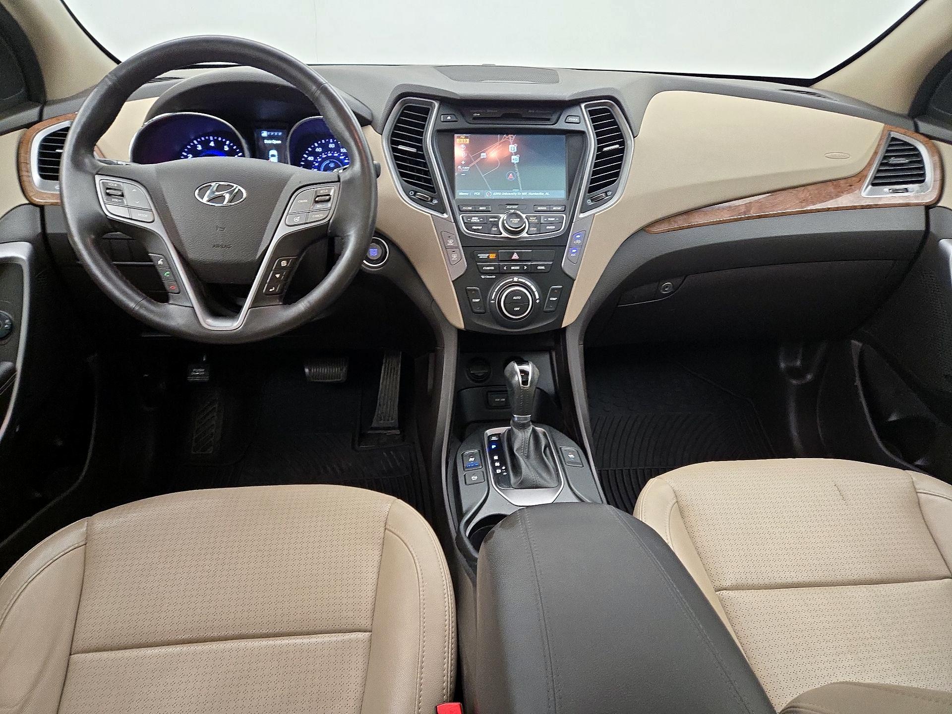 Thumbnail: 2016 Hyundai Santa Fe - 9