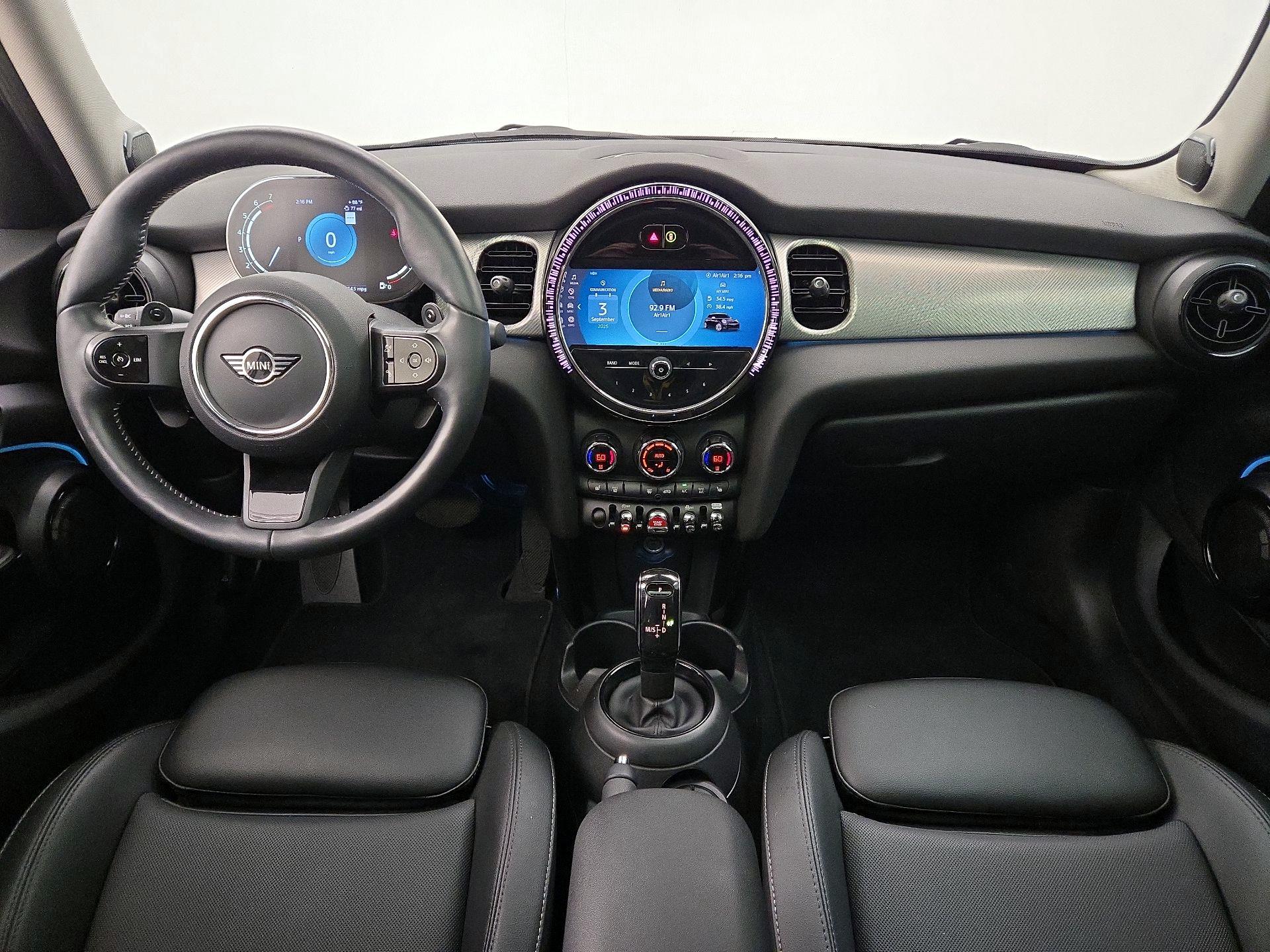 Thumbnail: 2022 MINI Cooper Hardtop - 9