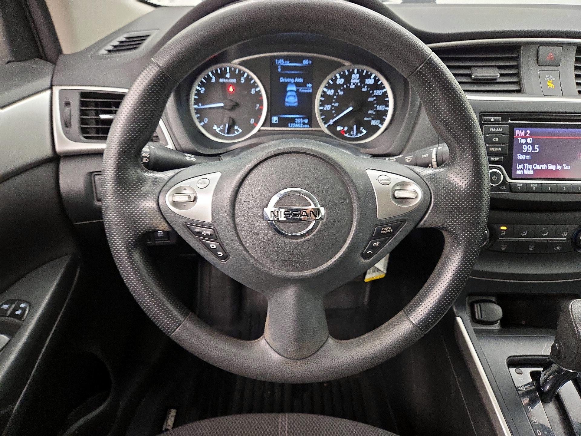 Thumbnail: 2018 Nissan Sentra - 10