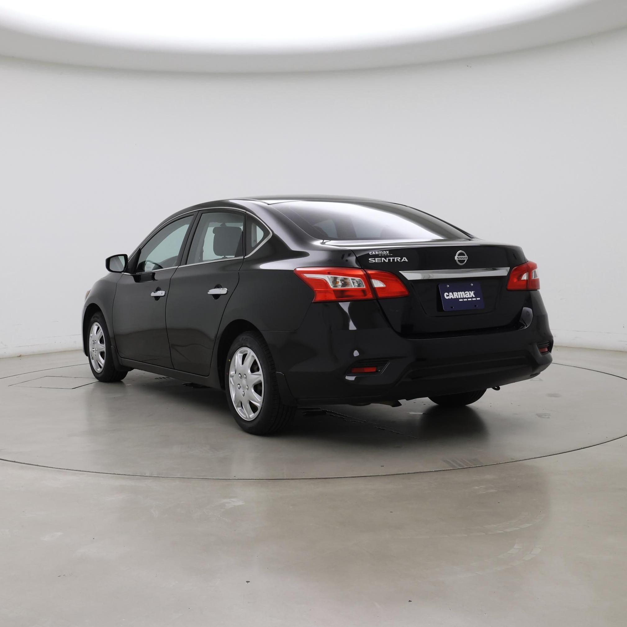 Thumbnail: 2018 Nissan Sentra - 2