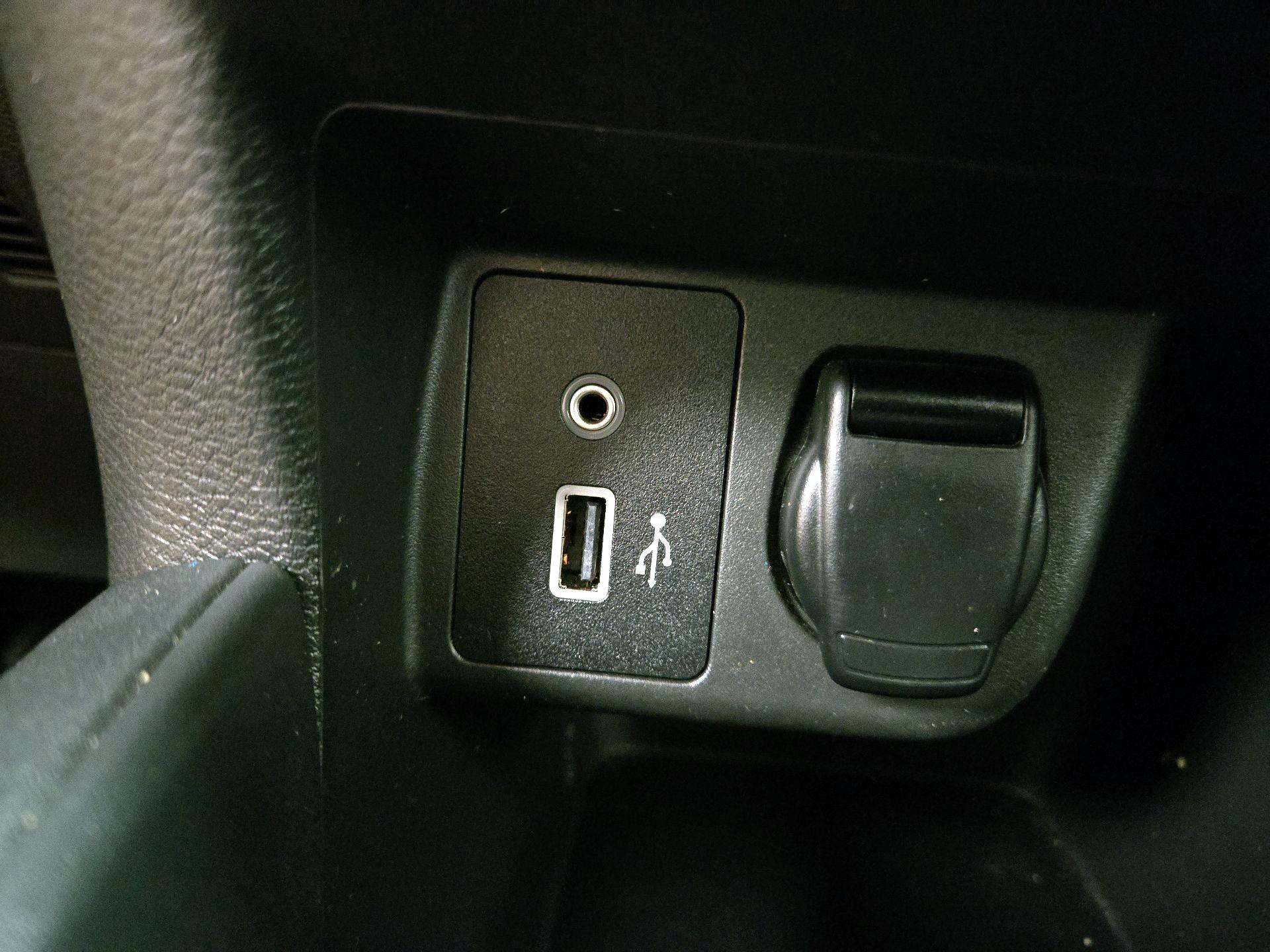 Thumbnail: 2020 Nissan Versa - 17