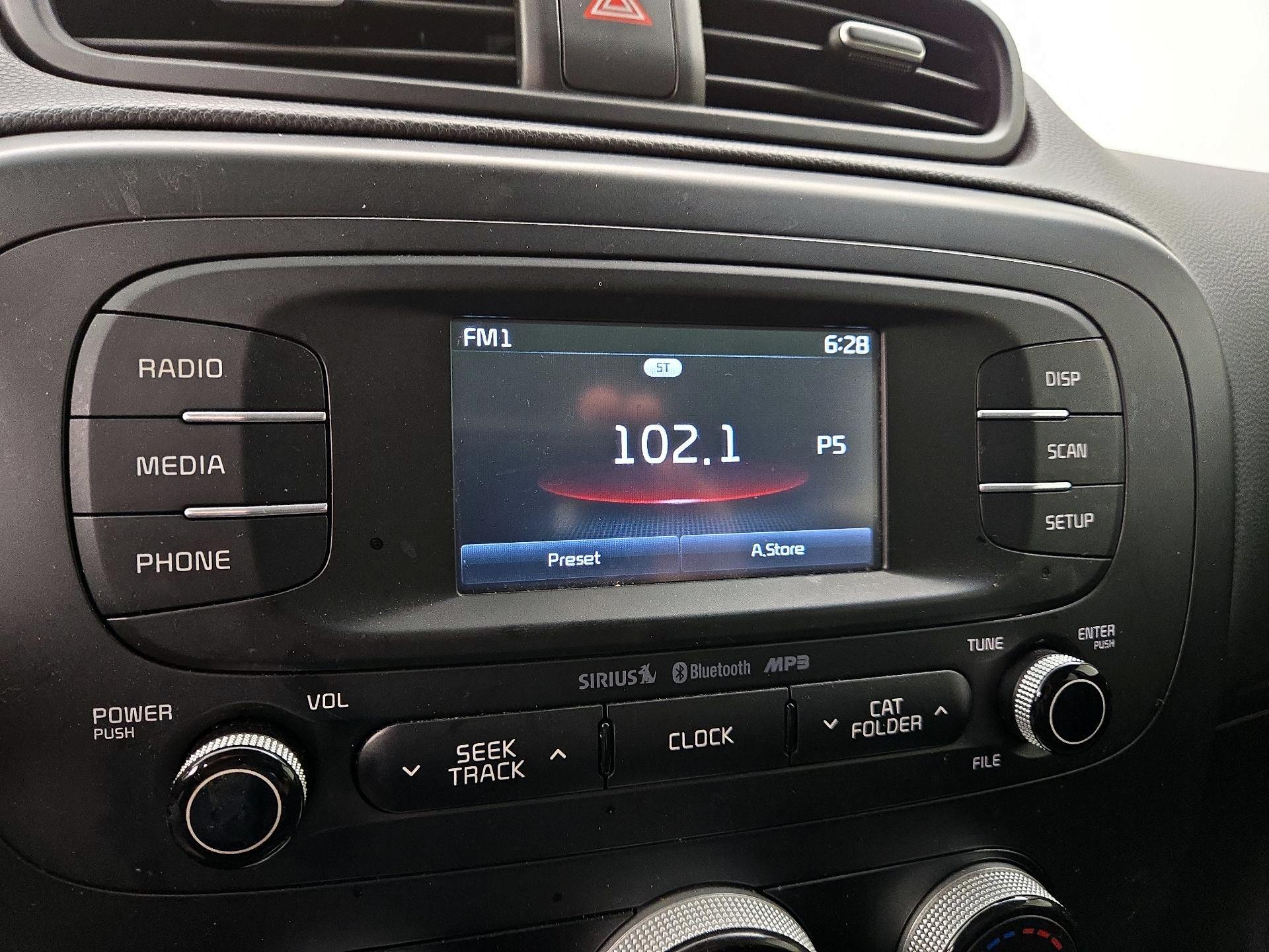 Thumbnail: 2016 Kia Soul - 15