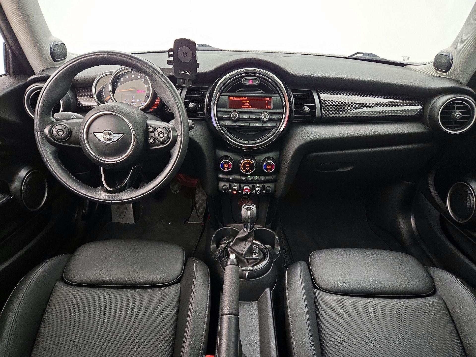 Thumbnail: 2015 MINI Cooper Hardtop - 9