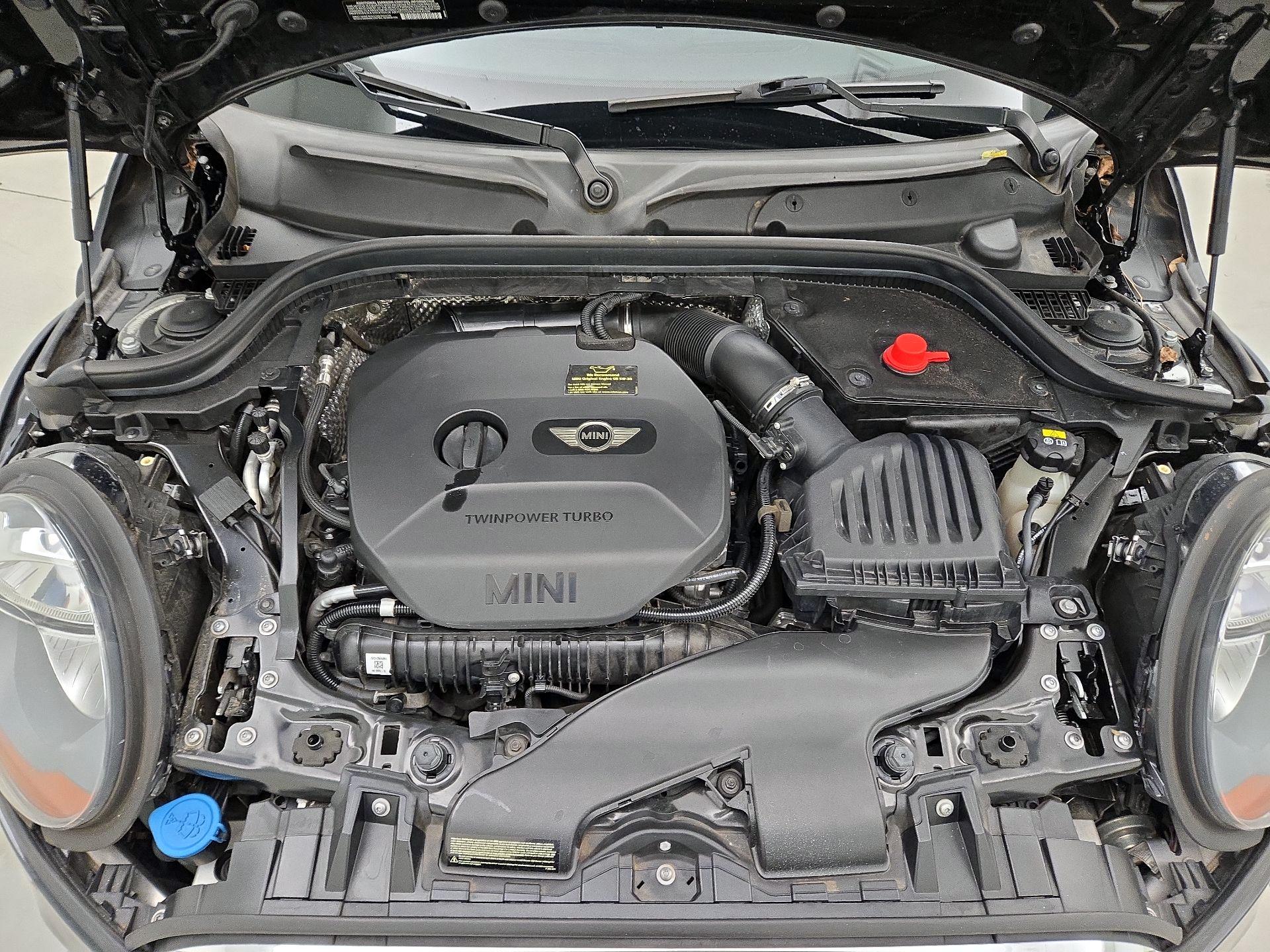 Thumbnail: 2015 MINI Cooper Hardtop - 20
