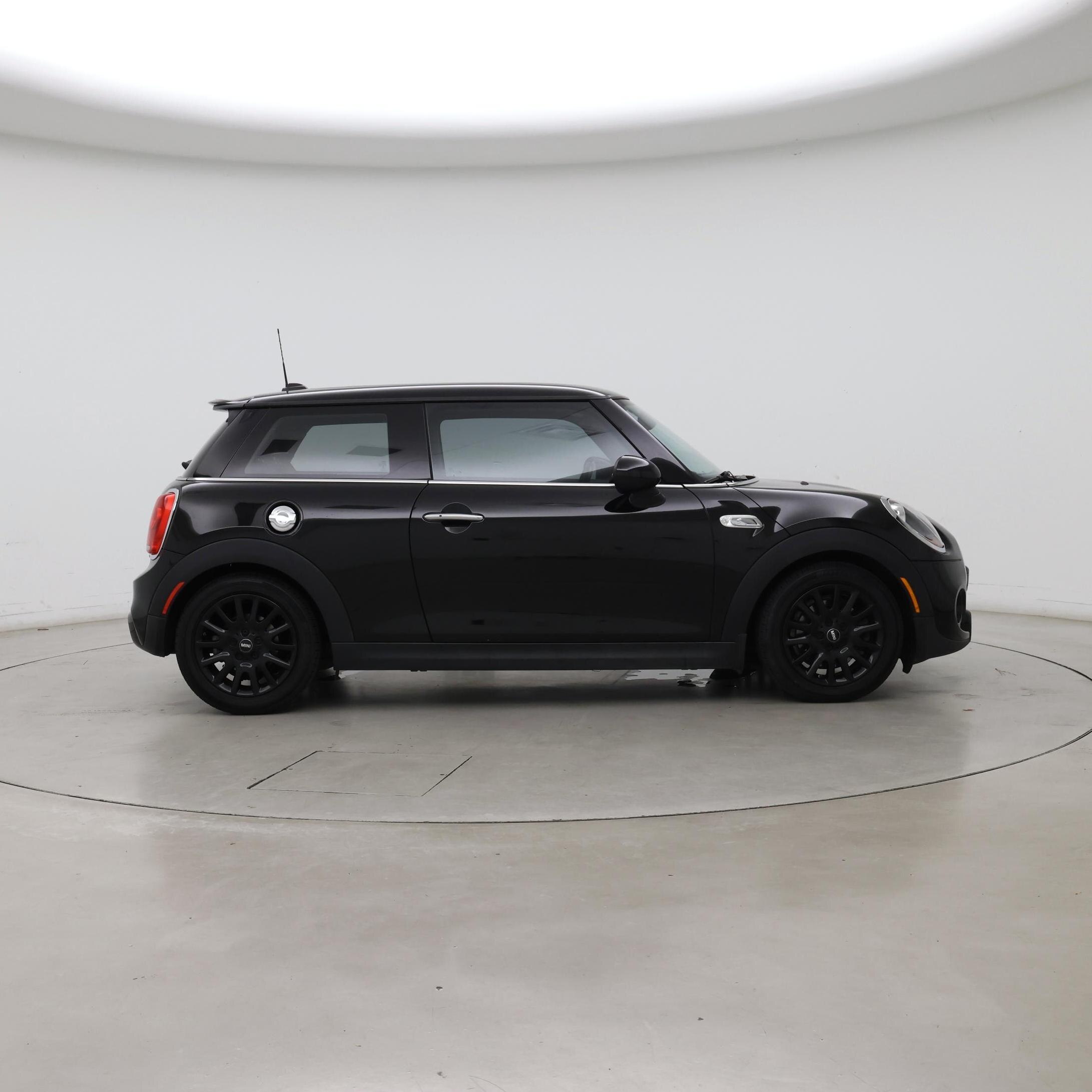 Thumbnail: 2015 MINI Cooper Hardtop - 7