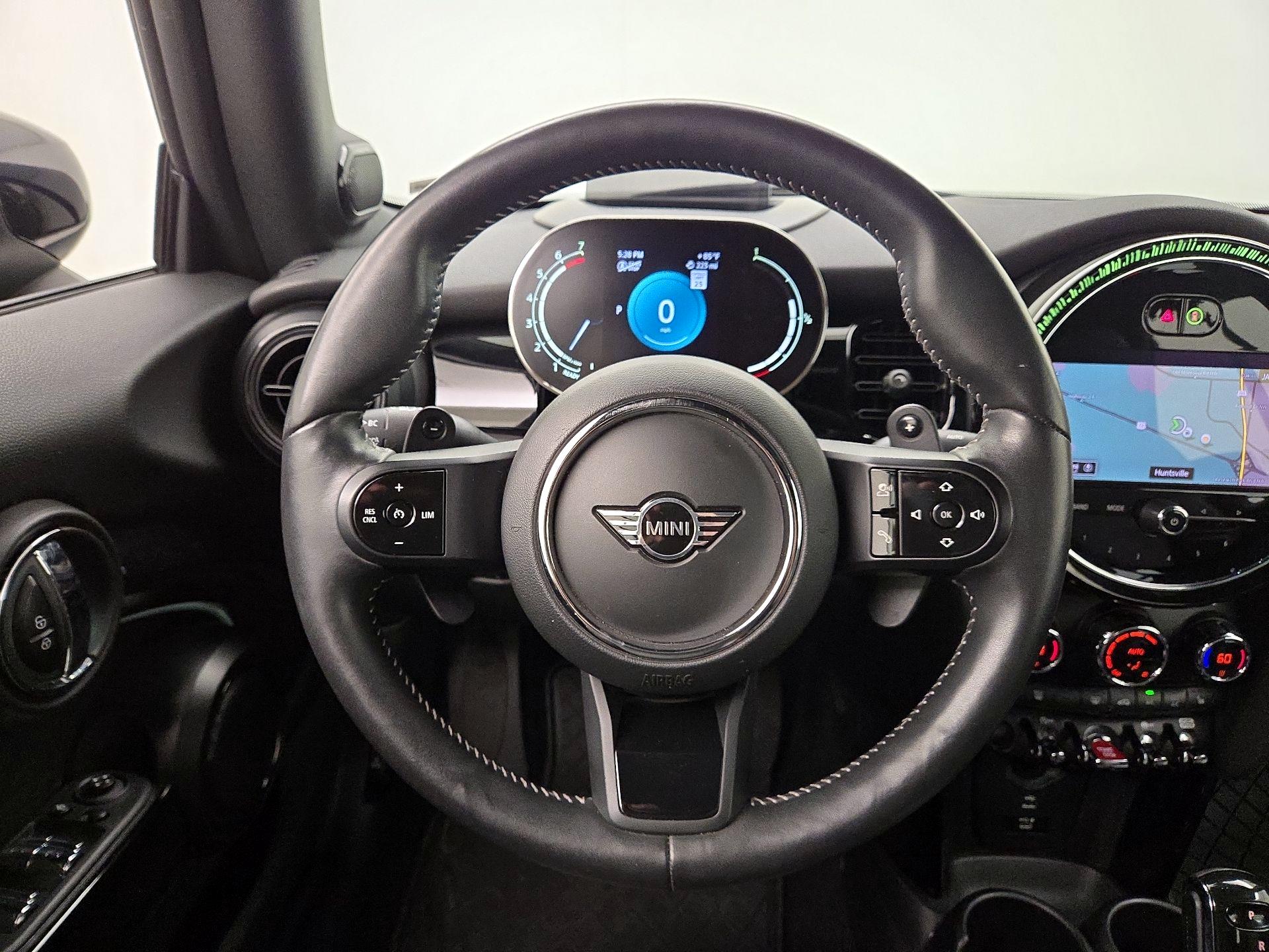 Thumbnail: 2022 MINI Cooper - 10