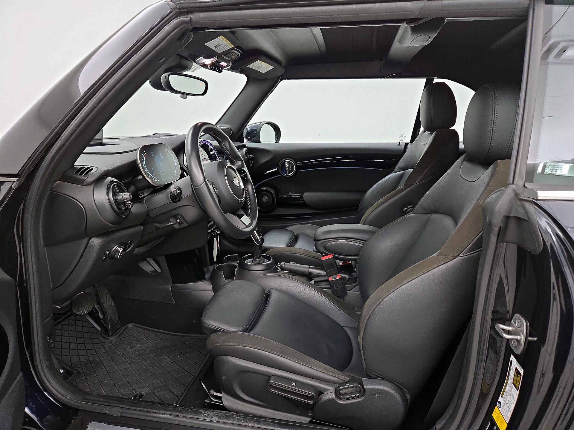 Thumbnail: 2022 MINI Cooper - 11