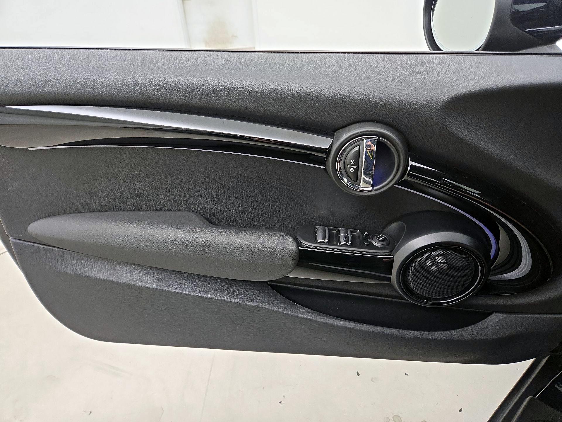 Thumbnail: 2022 MINI Cooper - 12