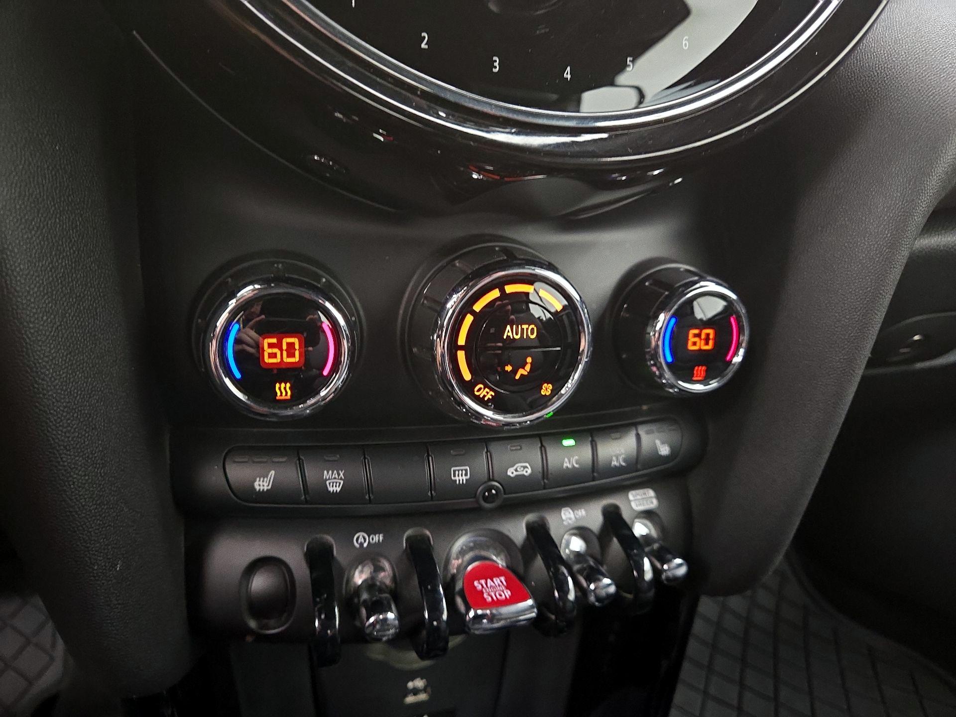 Thumbnail: 2022 MINI Cooper - 17