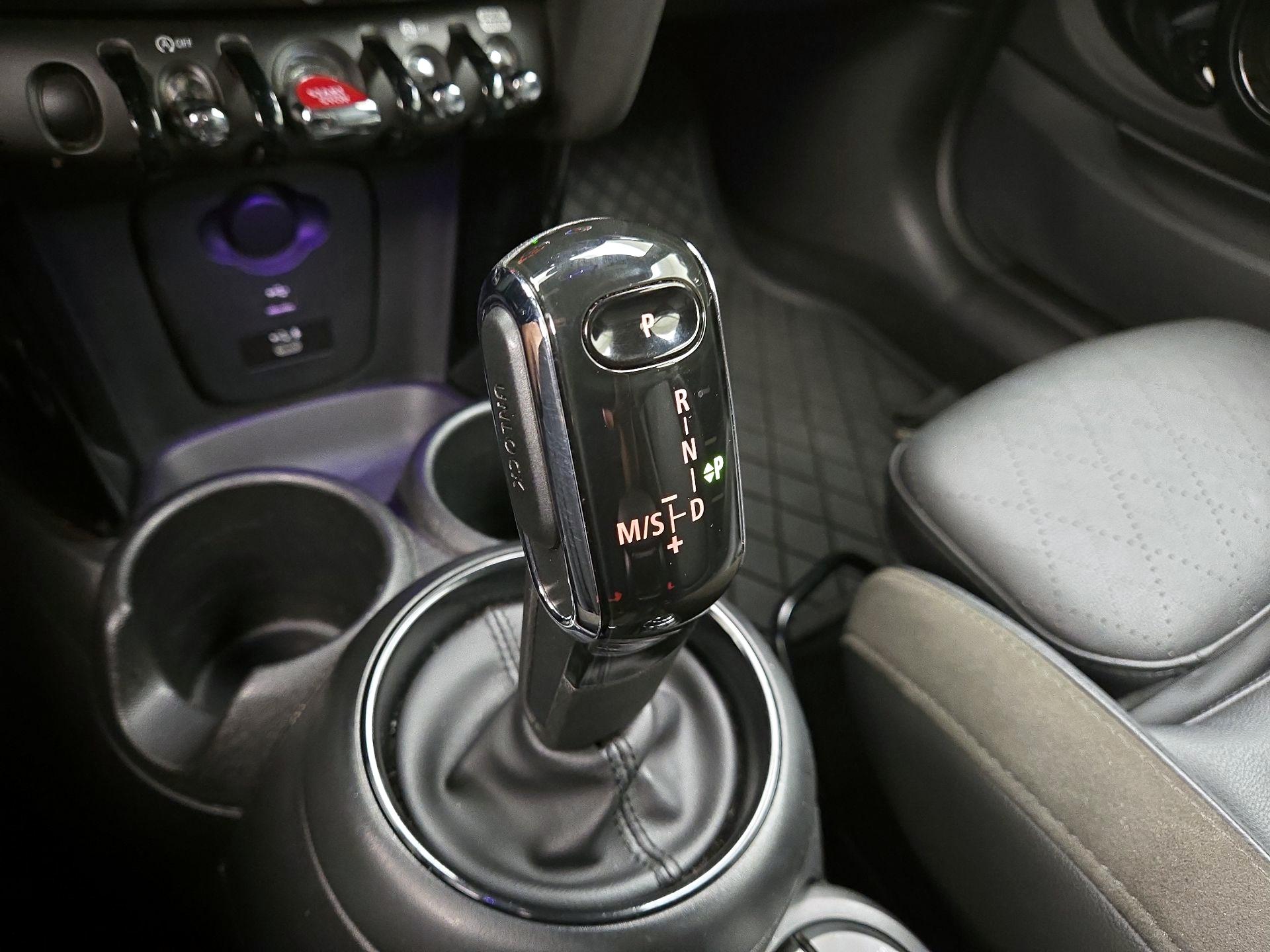 Thumbnail: 2022 MINI Cooper - 18