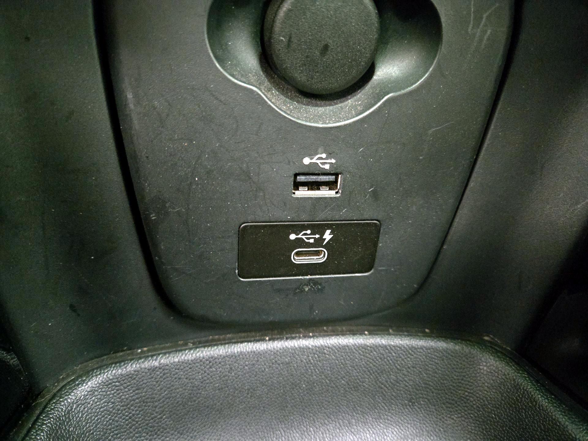 Thumbnail: 2022 MINI Cooper - 19