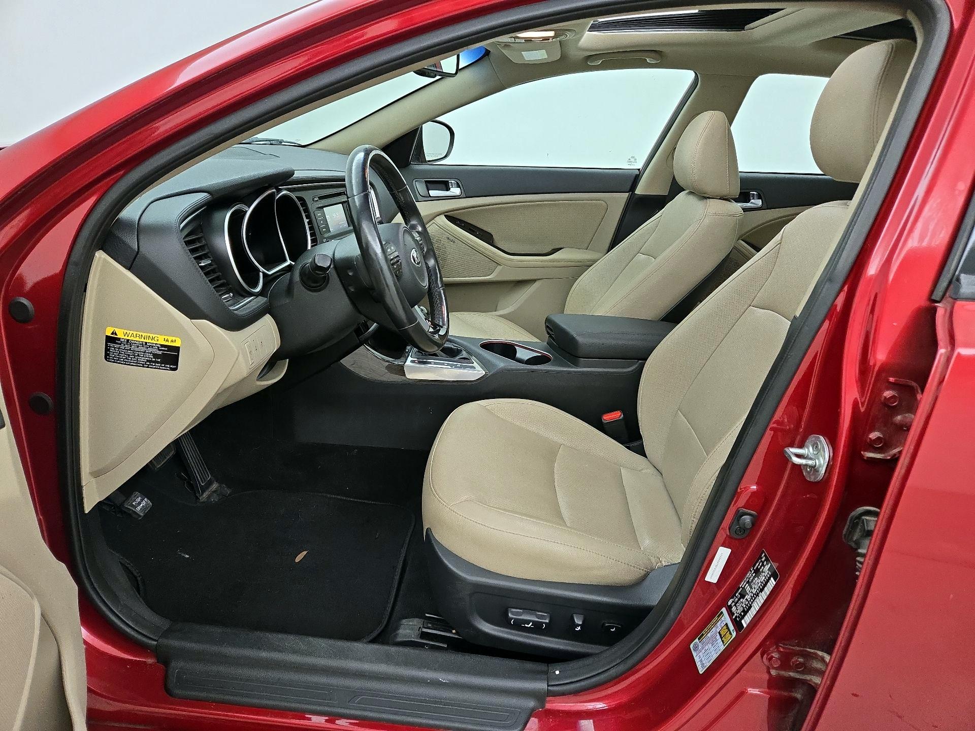 Thumbnail: 2015 Kia Optima - 11