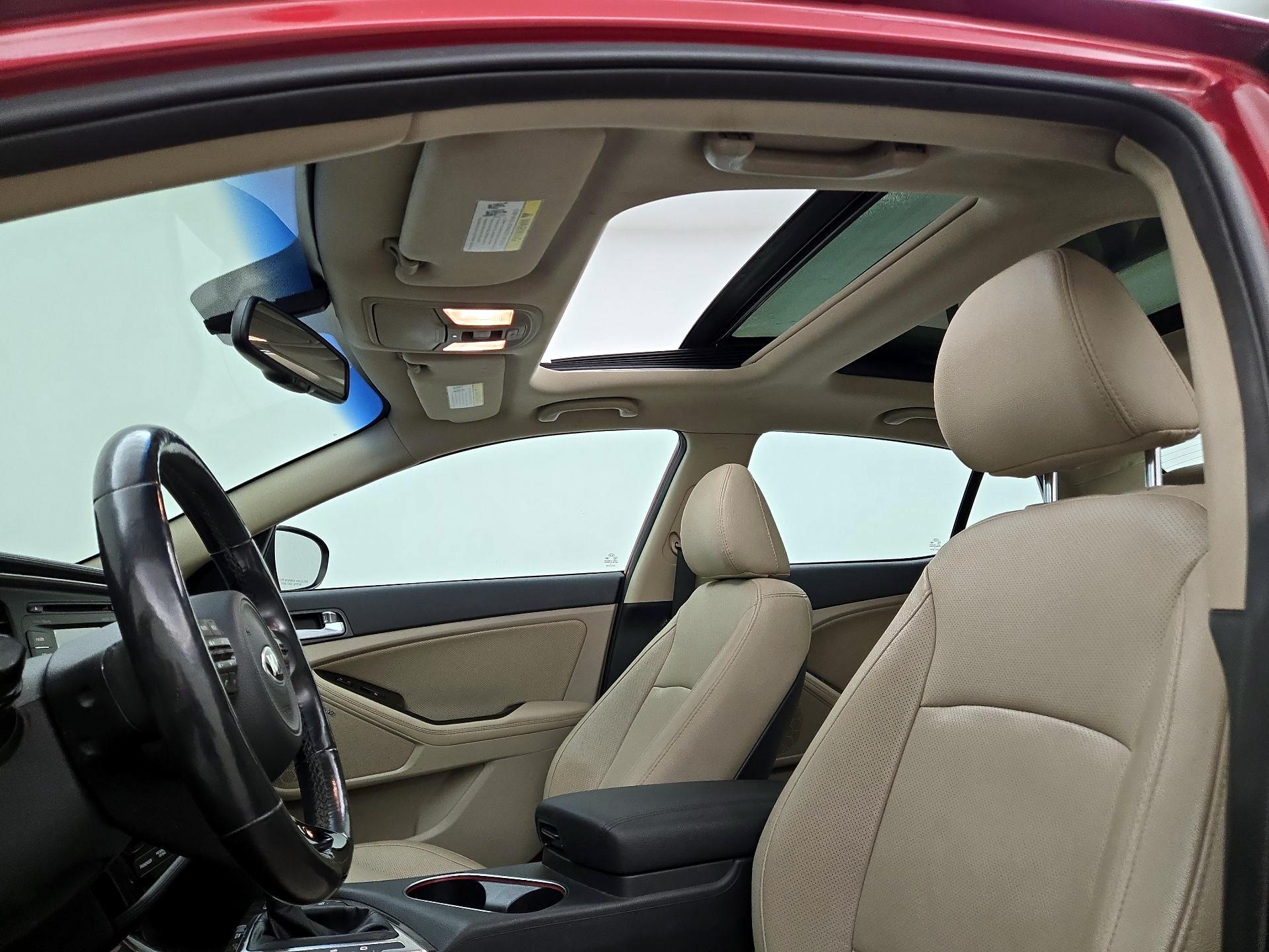 Thumbnail: 2015 Kia Optima - 19