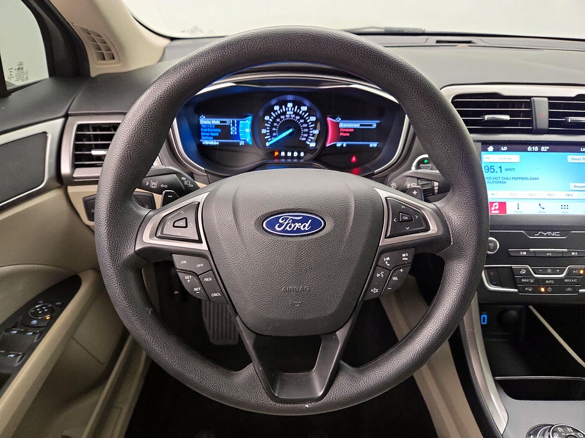 Thumbnail: 2019 Ford Fusion - 10