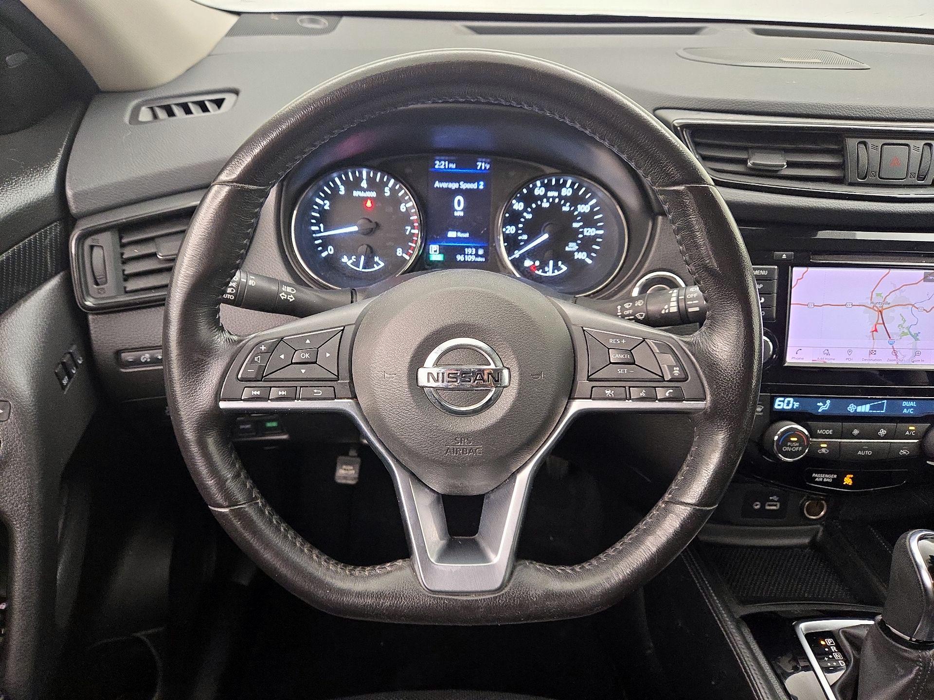 Thumbnail: 2018 Nissan Rogue - 10