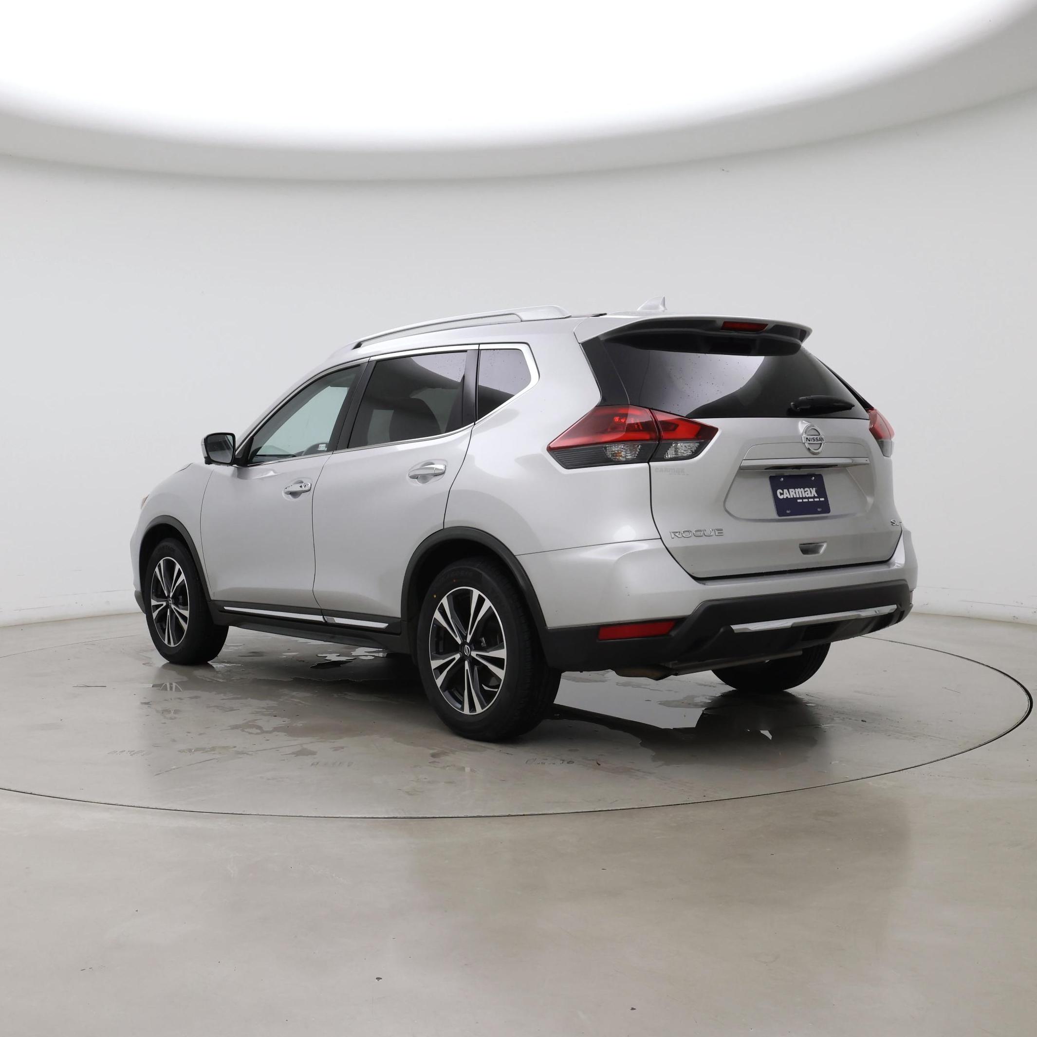 Thumbnail: 2018 Nissan Rogue - 2