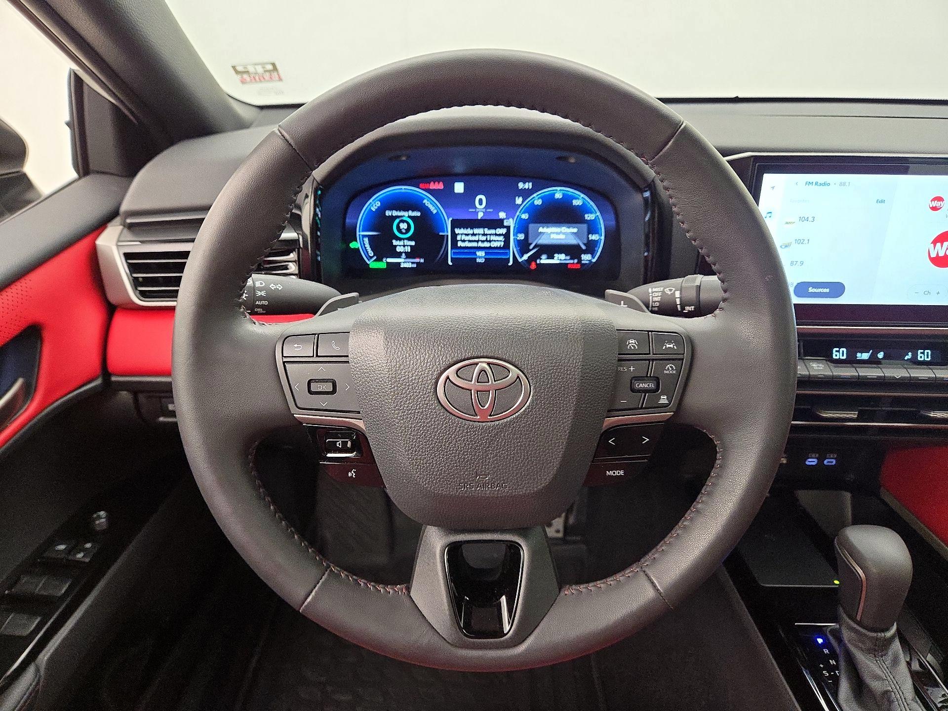 Thumbnail: 2025 Toyota Camry - 10