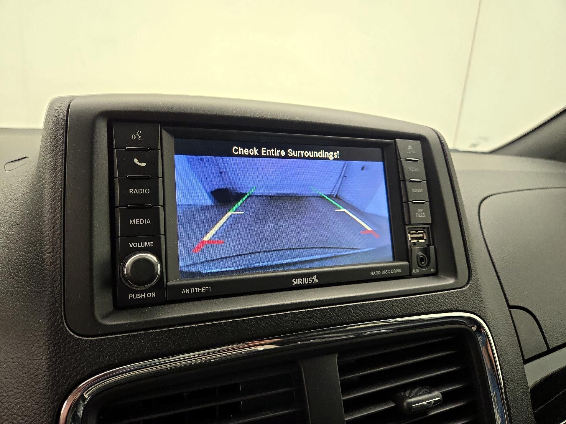 Thumbnail: 2019 Dodge Grand Caravan - 14