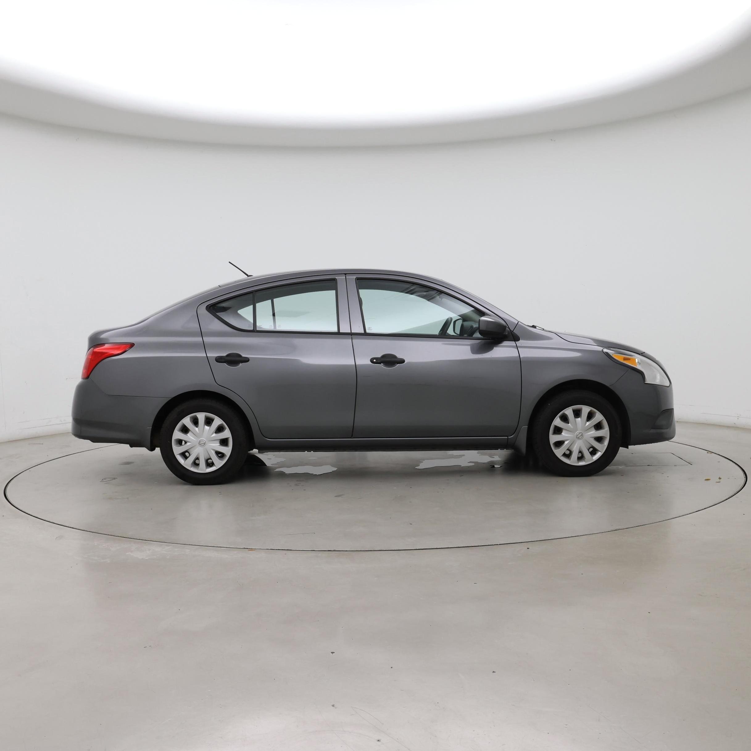 Thumbnail: 2017 Nissan Versa - 7