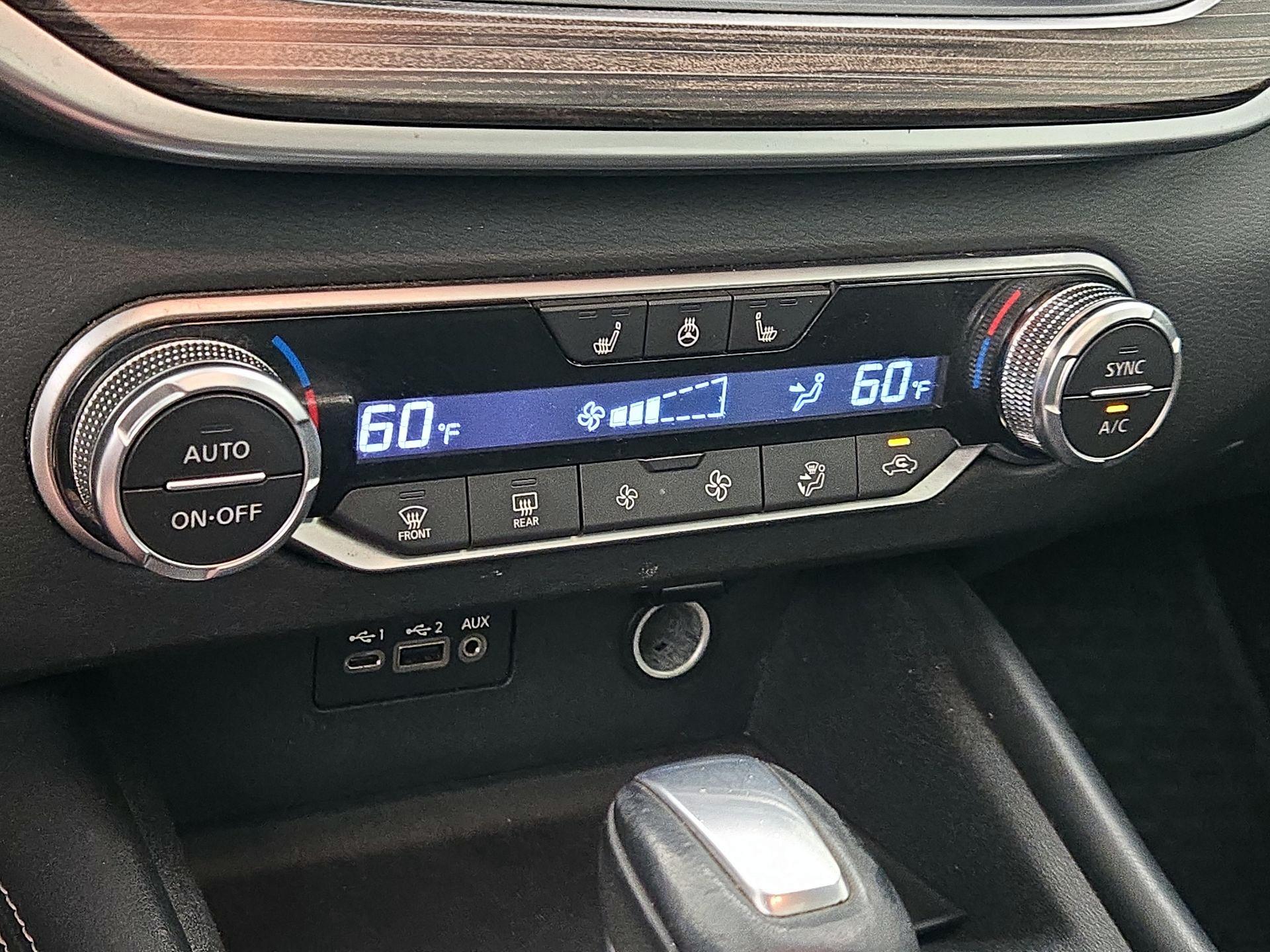 Thumbnail: 2019 Nissan Altima - 16