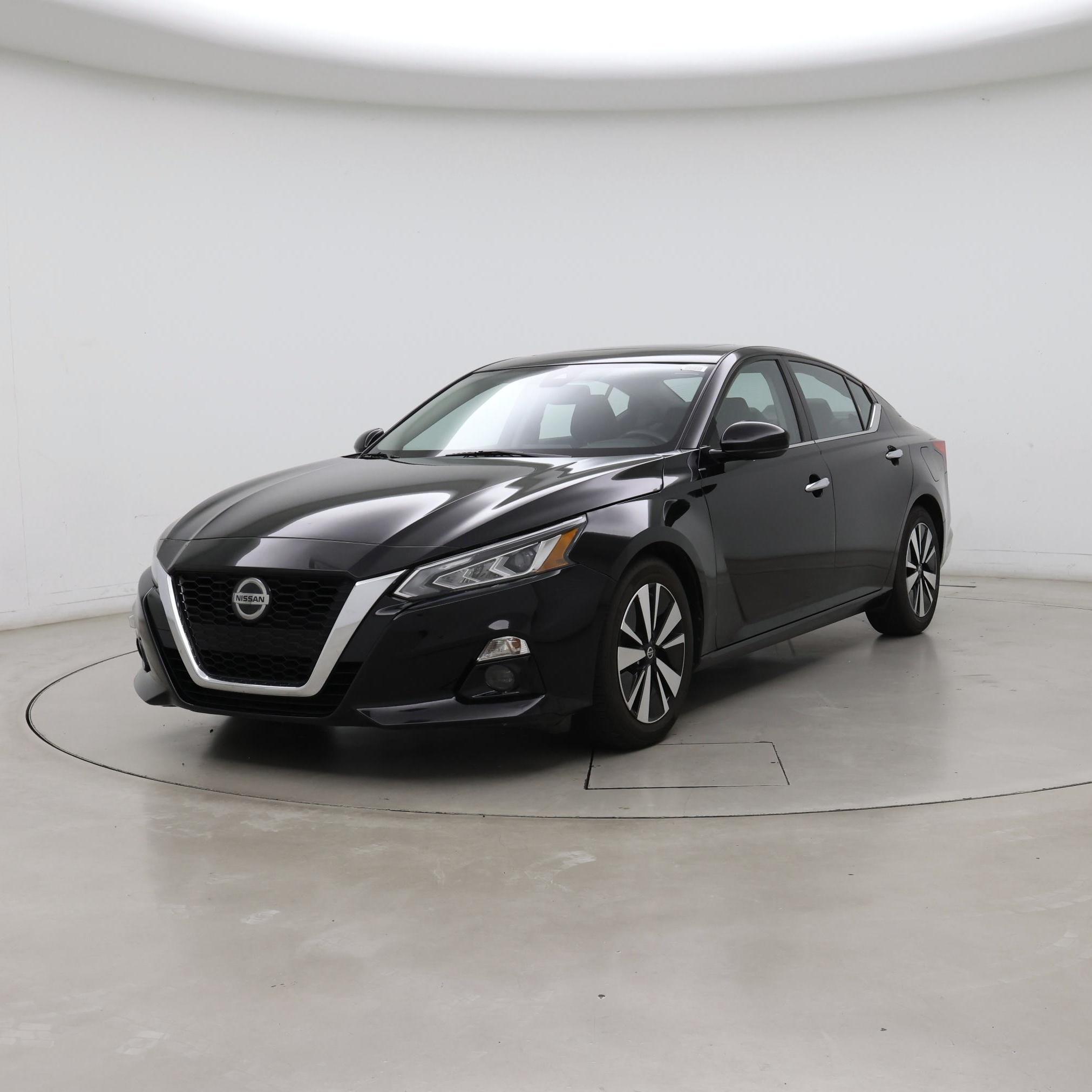 Thumbnail: 2019 Nissan Altima - 4