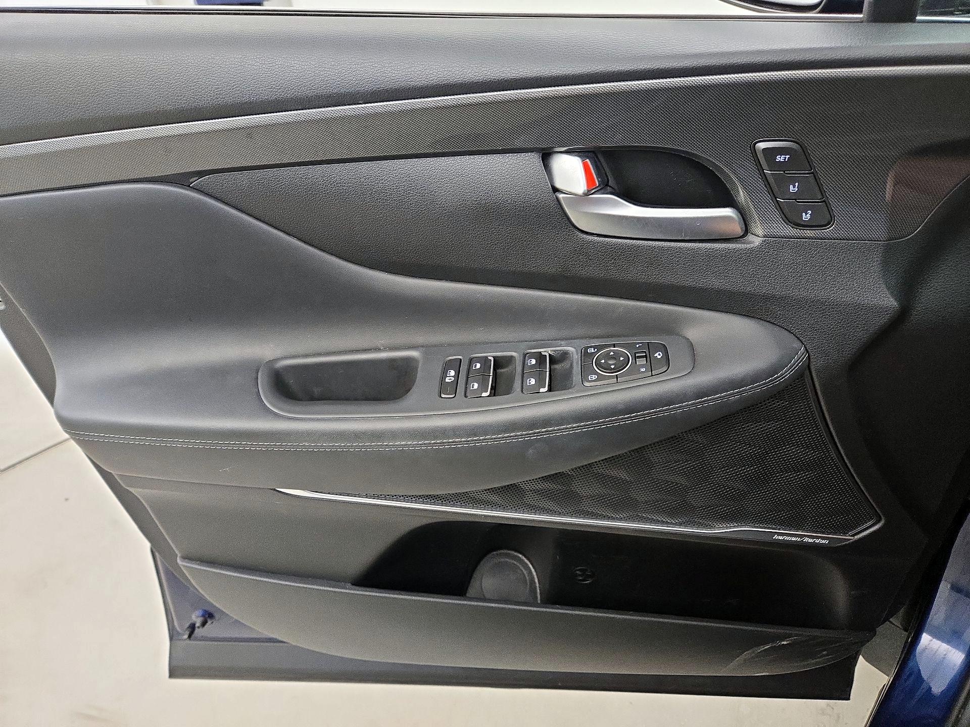Thumbnail: 2022 Hyundai Santa Fe - 12