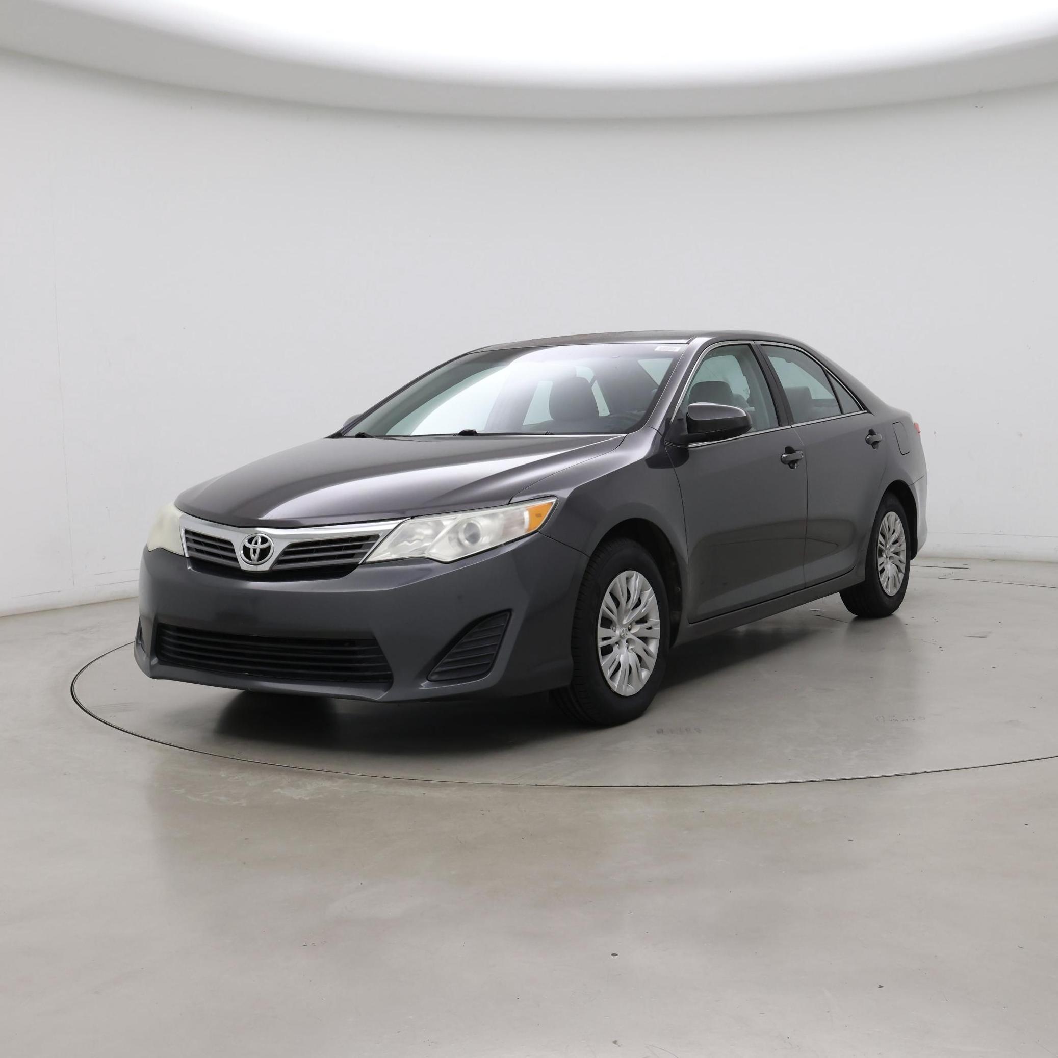 Thumbnail: 2014 Toyota Camry - 4