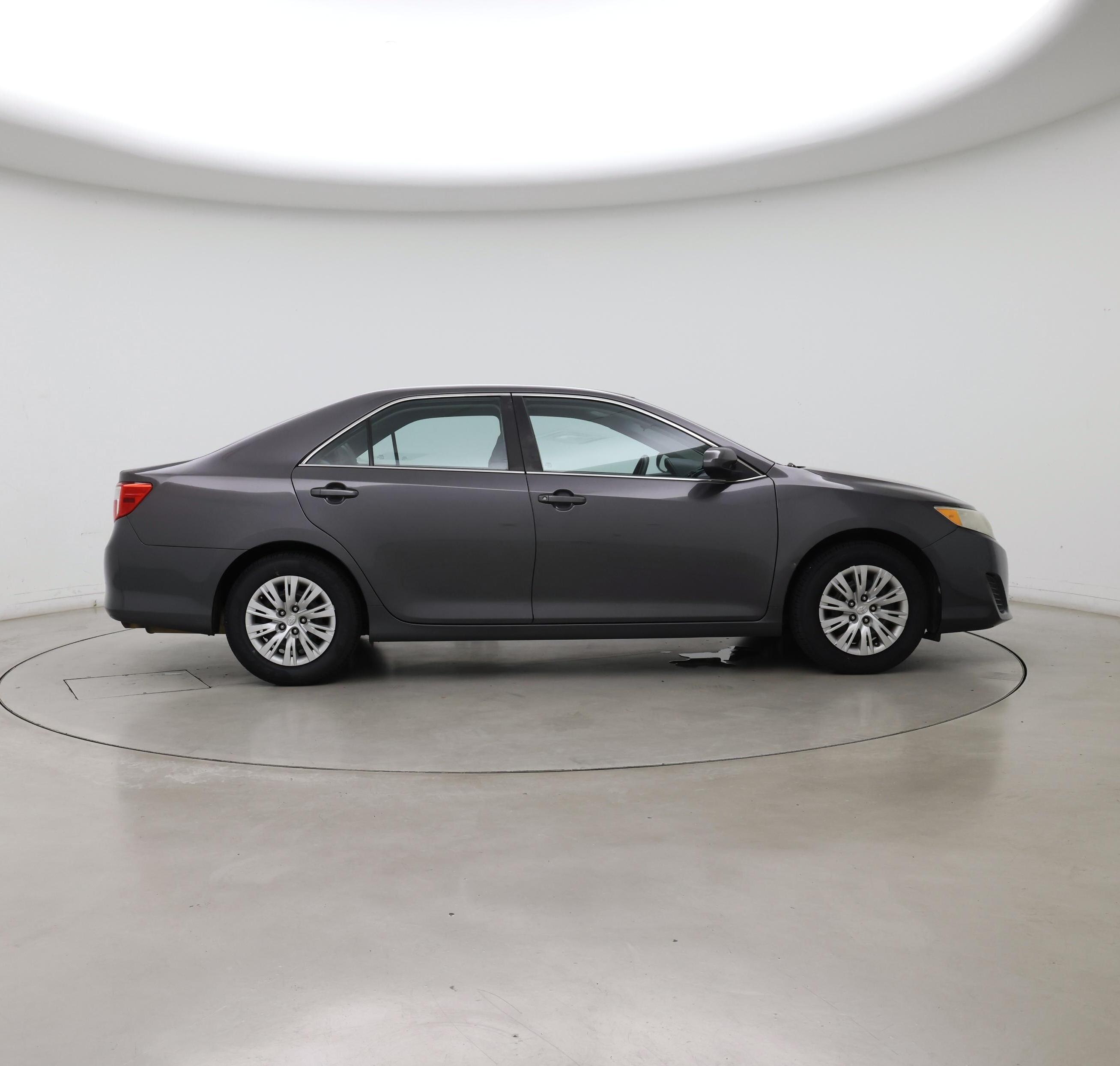 Thumbnail: 2014 Toyota Camry - 7