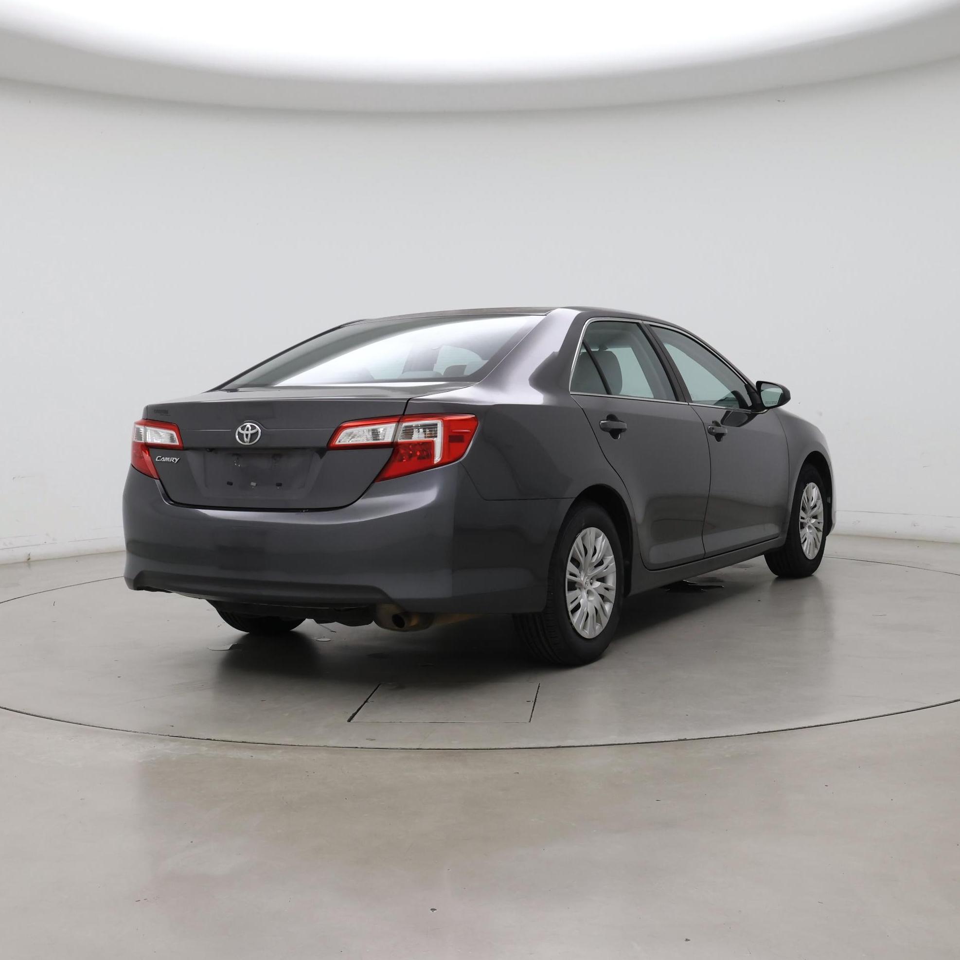 Thumbnail: 2014 Toyota Camry - 8