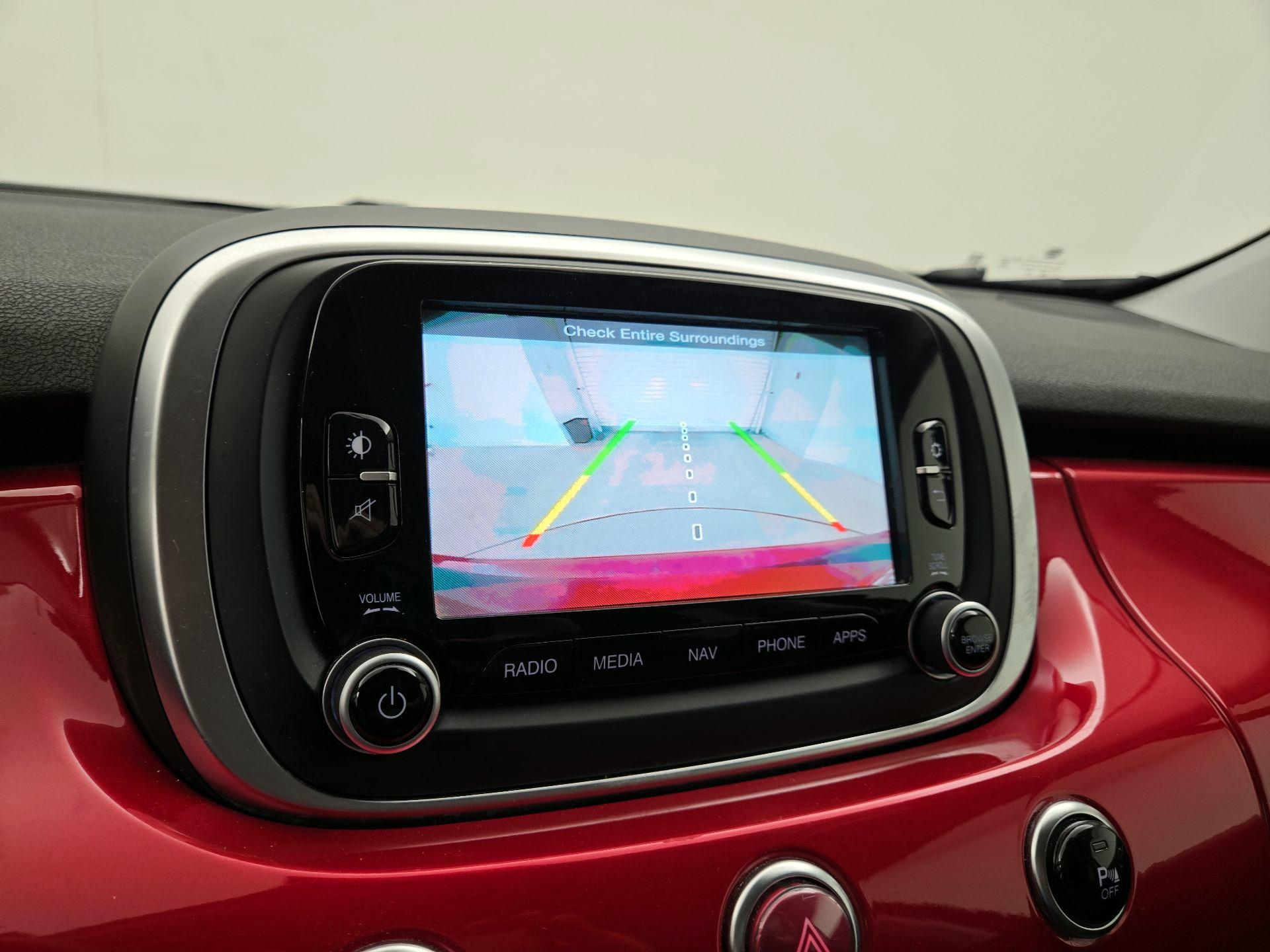 Thumbnail: 2016 Fiat 500X - 15