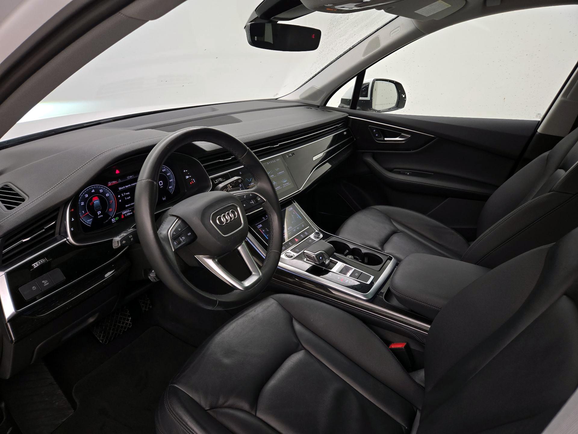 Thumbnail: 2023 Audi Q7 - 11