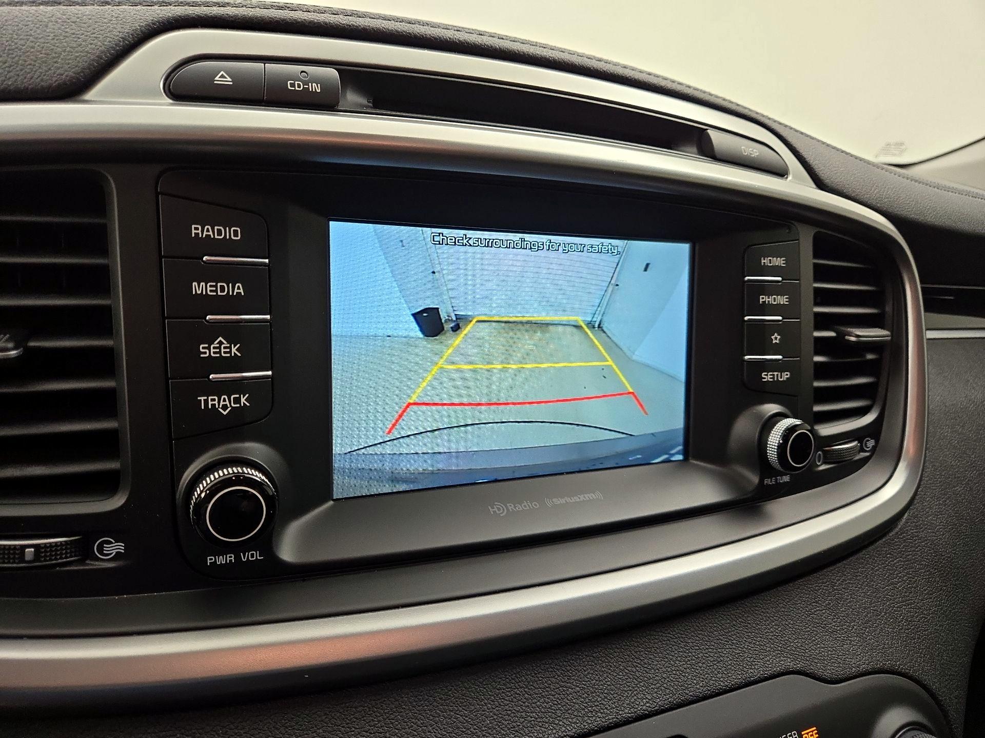 Thumbnail: 2019 Kia Sorento - 14