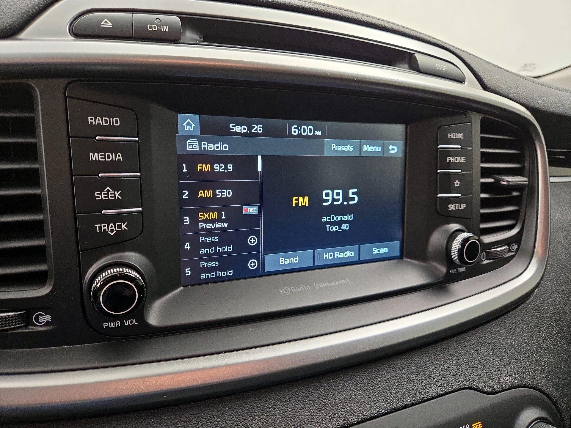 Thumbnail: 2019 Kia Sorento - 15
