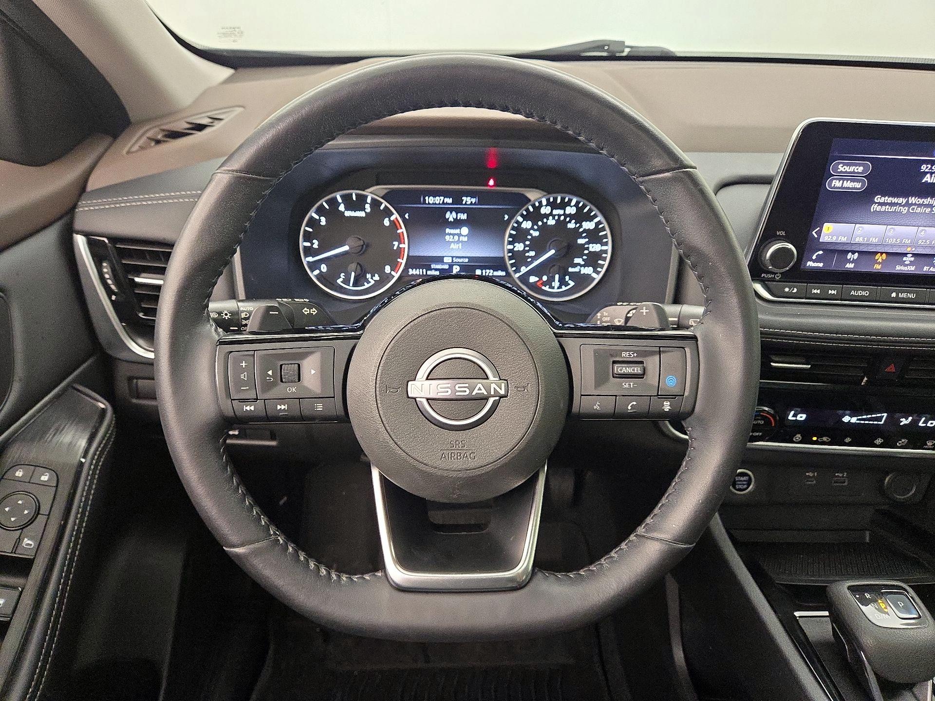 Thumbnail: 2022 Nissan Rogue - 10