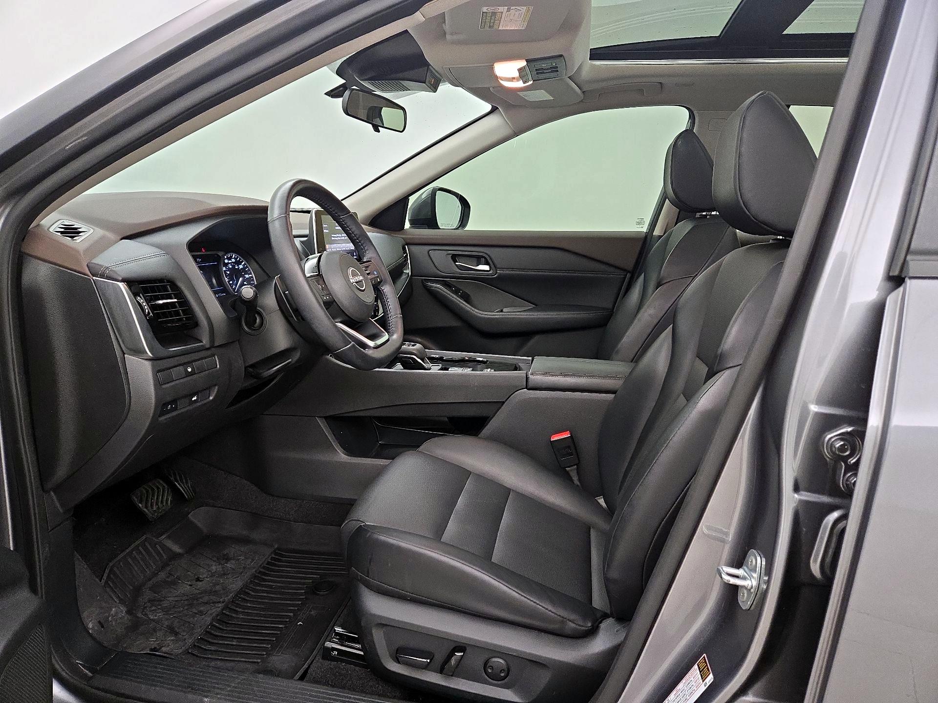 Thumbnail: 2022 Nissan Rogue - 11
