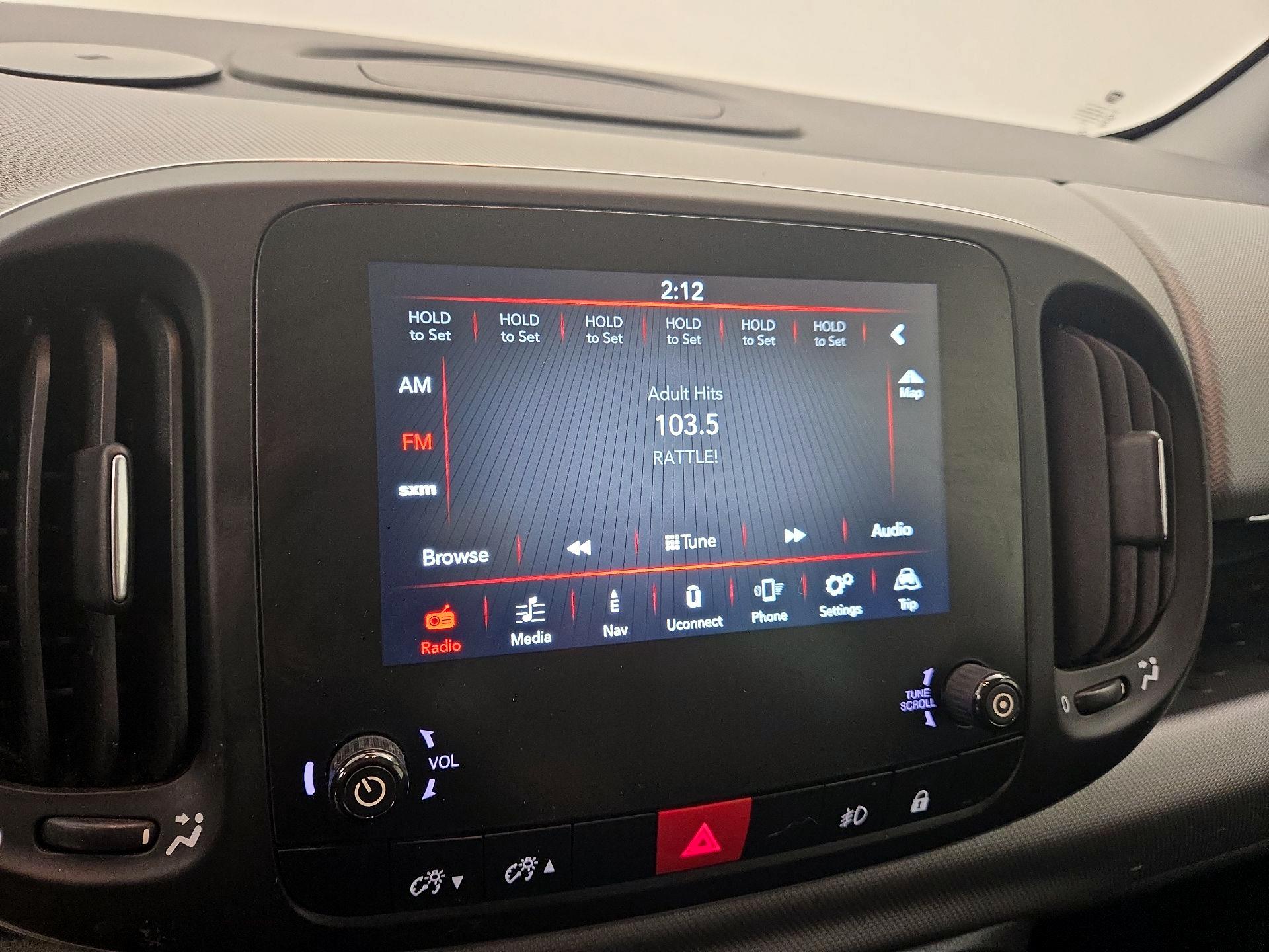 Thumbnail: 2019 Fiat 500L - 15
