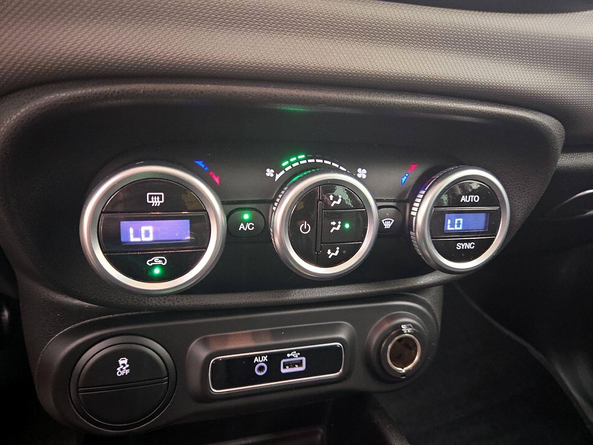 Thumbnail: 2019 Fiat 500L - 16