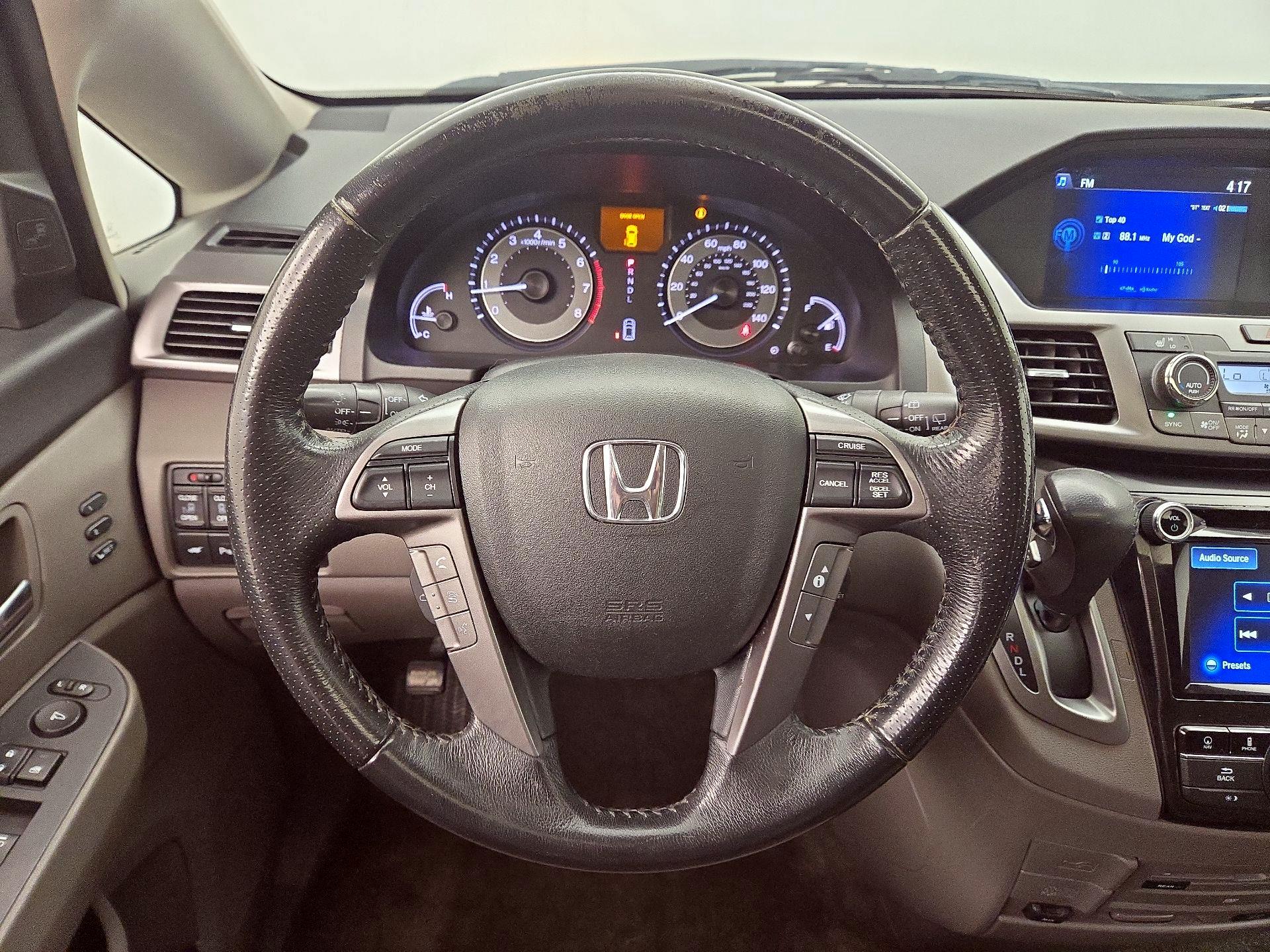 Thumbnail: 2015 Honda Odyssey - 10