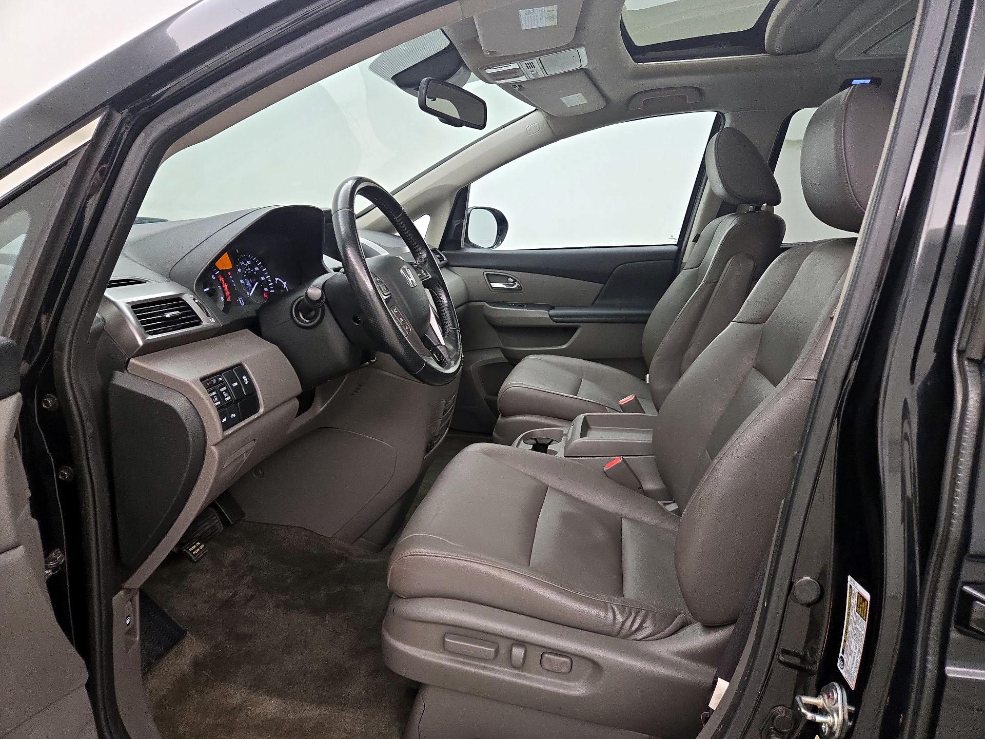 Thumbnail: 2015 Honda Odyssey - 11