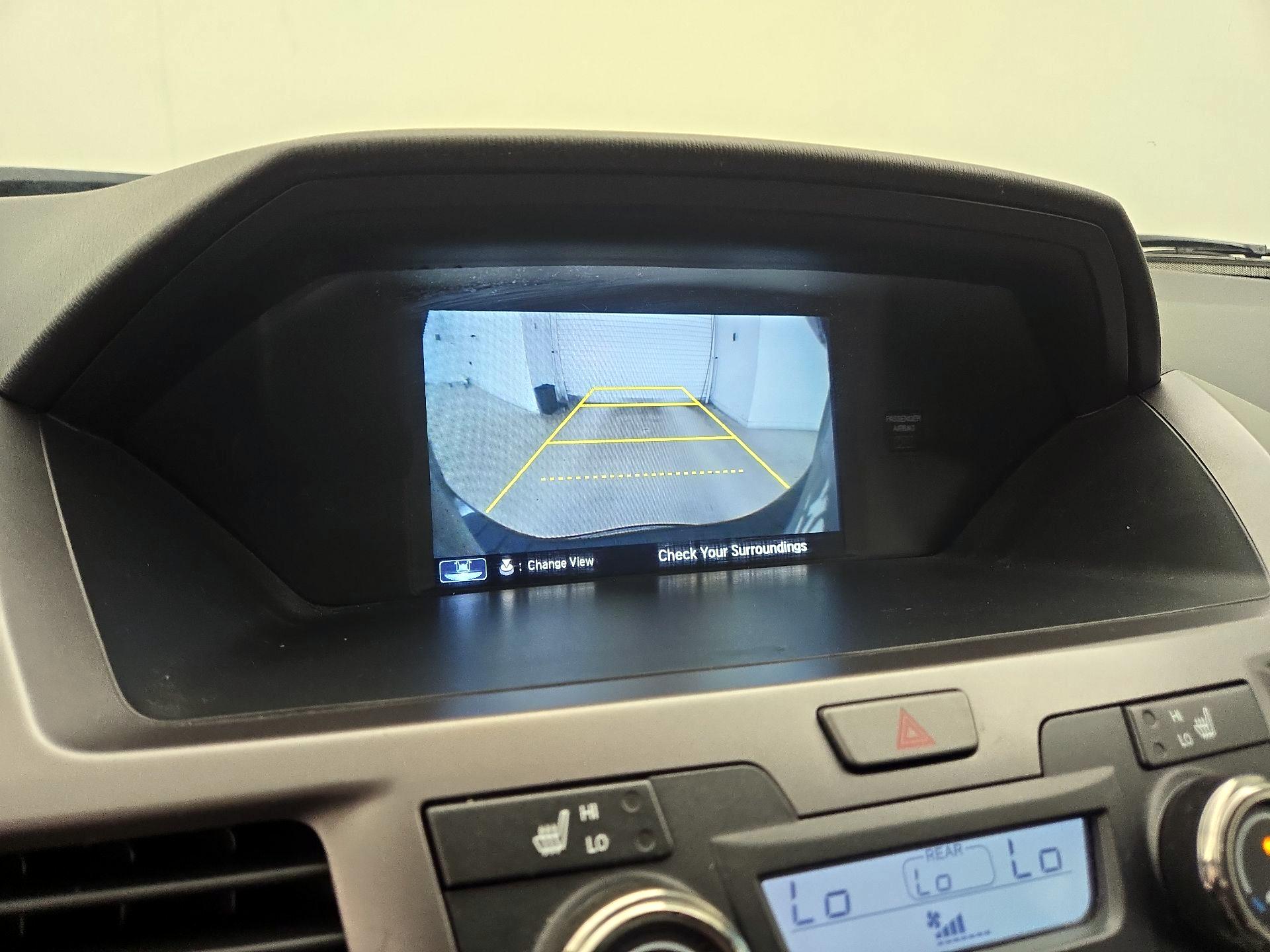 Thumbnail: 2015 Honda Odyssey - 14