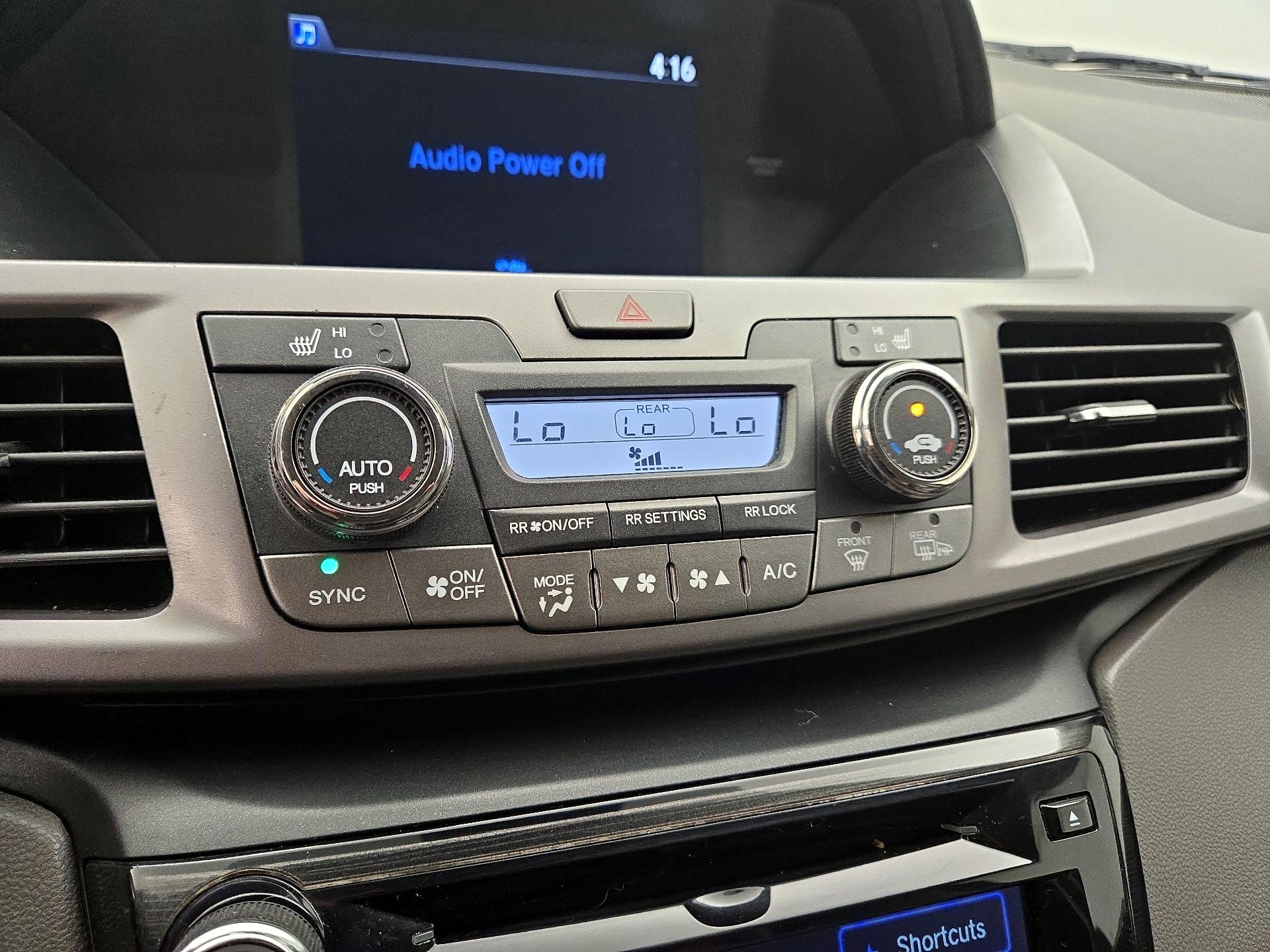 Thumbnail: 2015 Honda Odyssey - 16