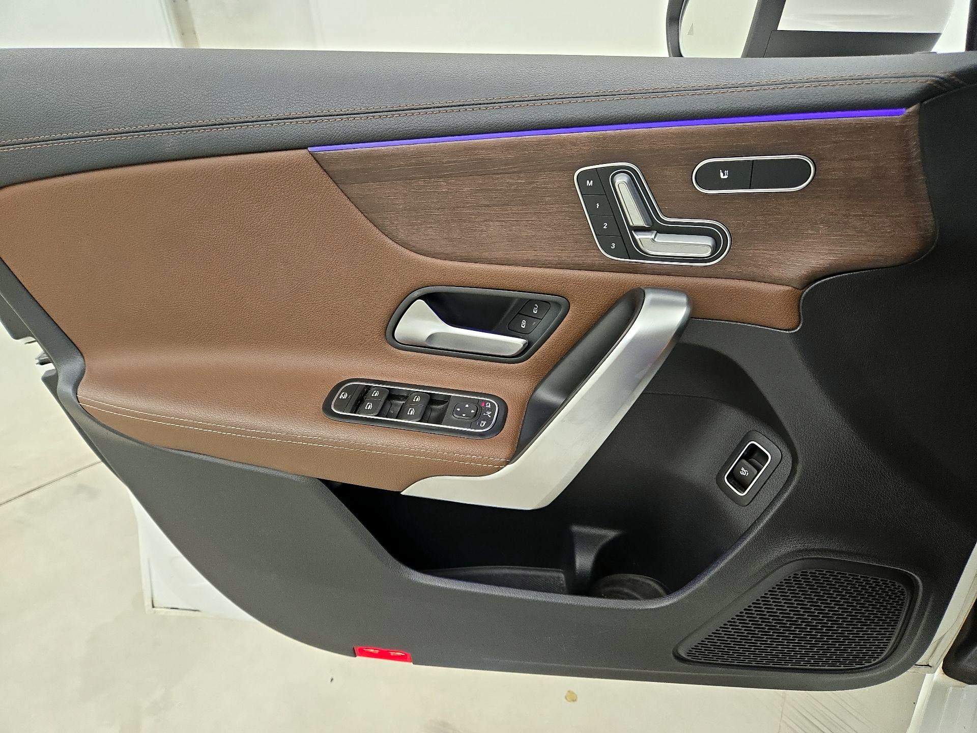 Thumbnail: 2022 Mercedes-Benz A-Class - 12