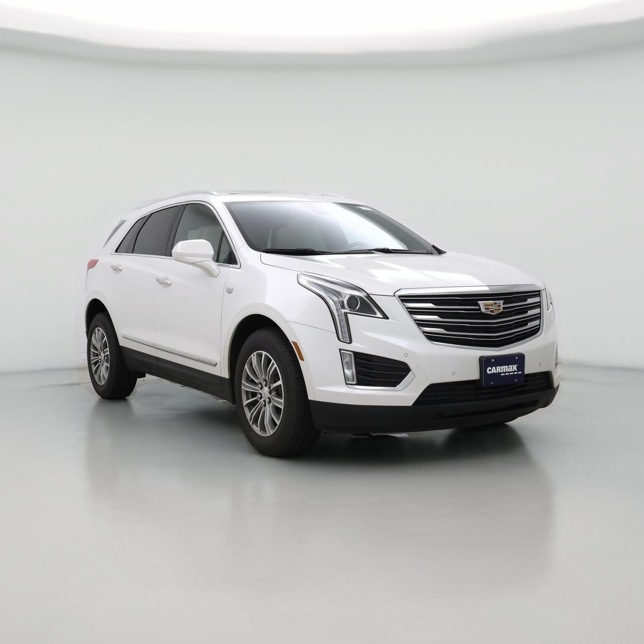 Thumbnail: 2017 Cadillac XT5 - 1