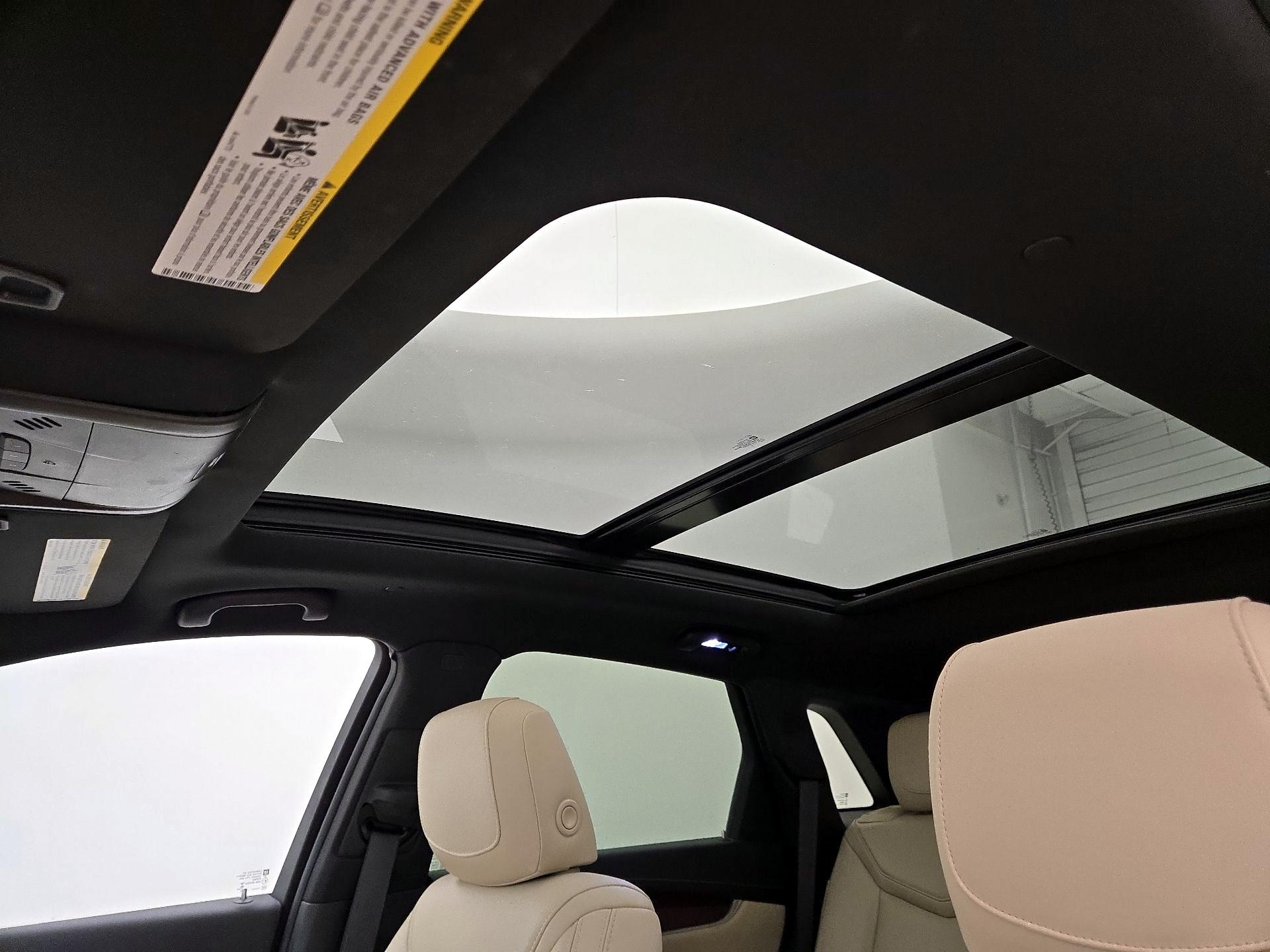 Thumbnail: 2017 Cadillac XT5 - 19