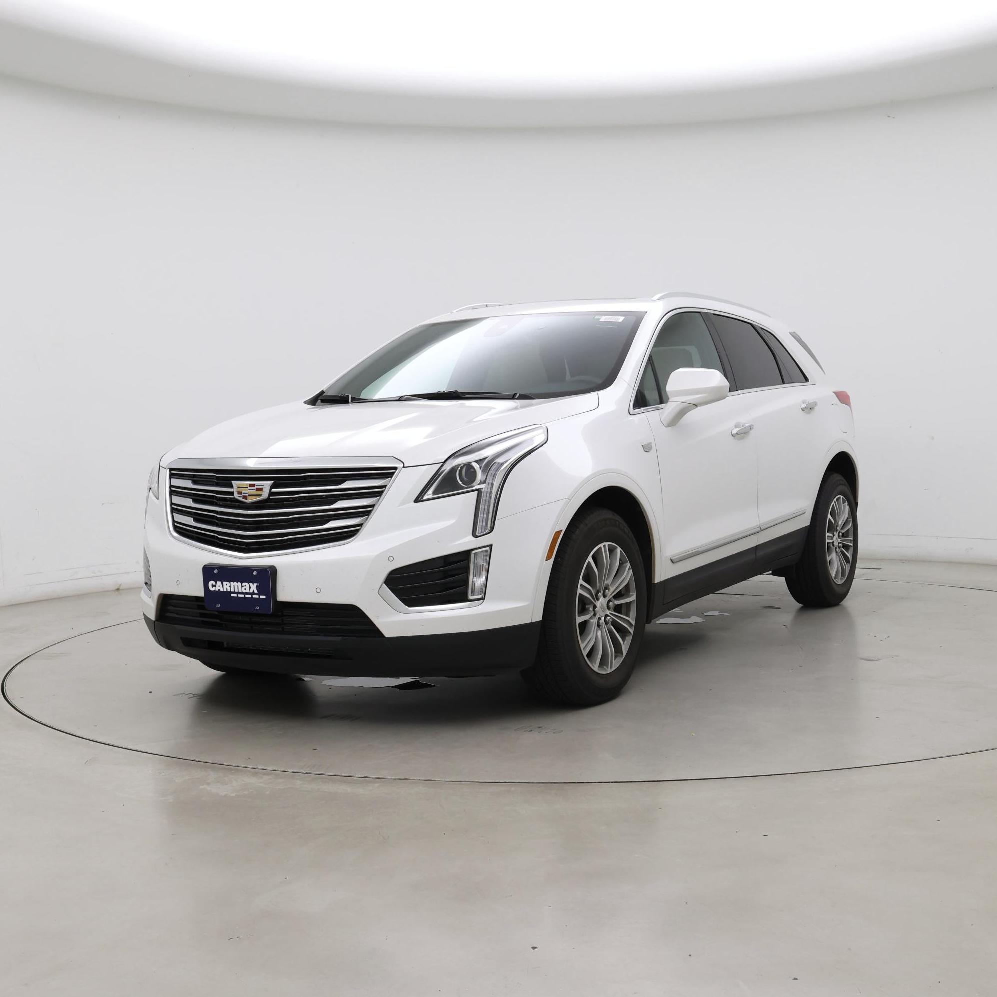 Thumbnail: 2017 Cadillac XT5 - 4