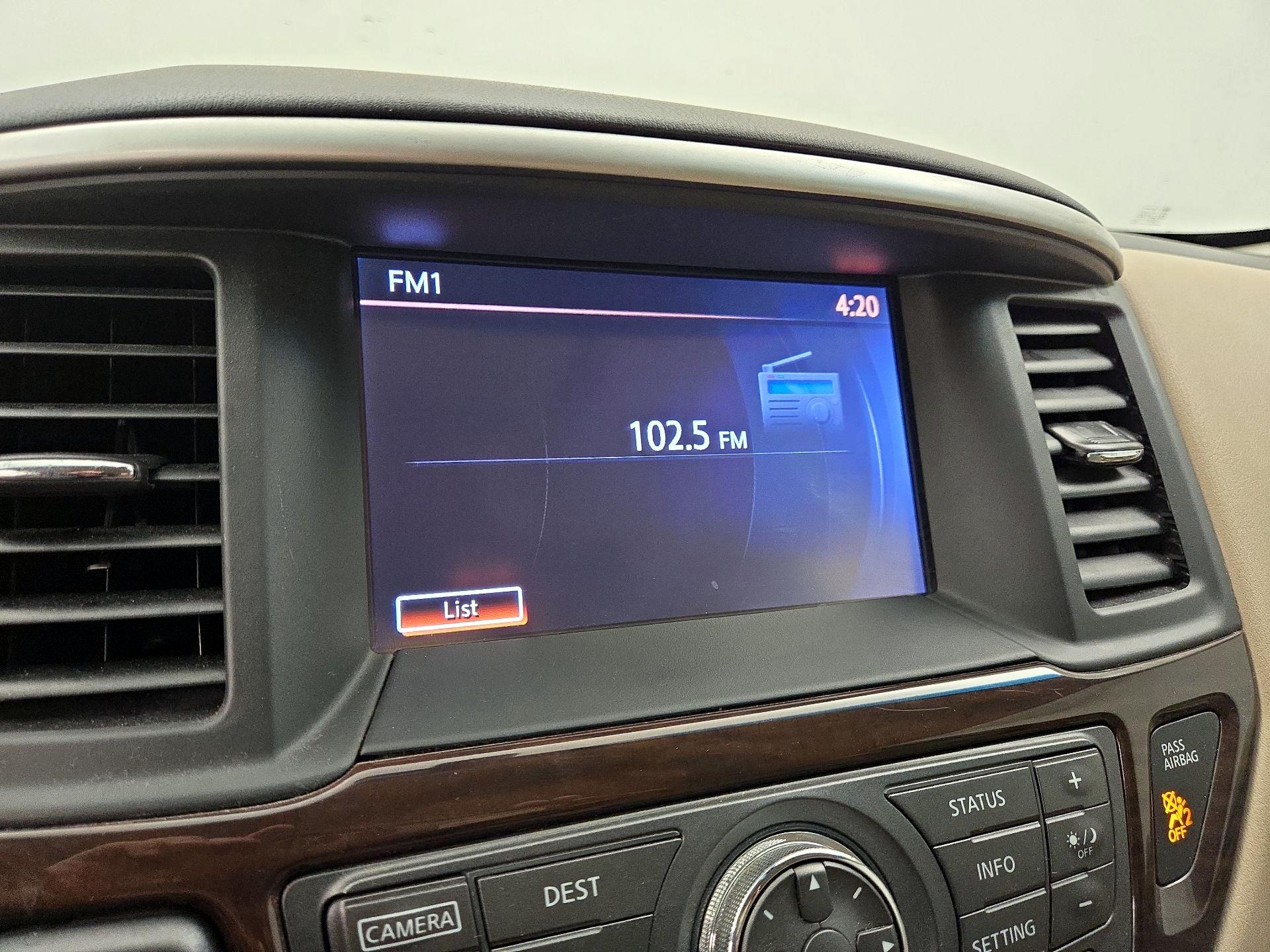 Thumbnail: 2016 Nissan Pathfinder - 16