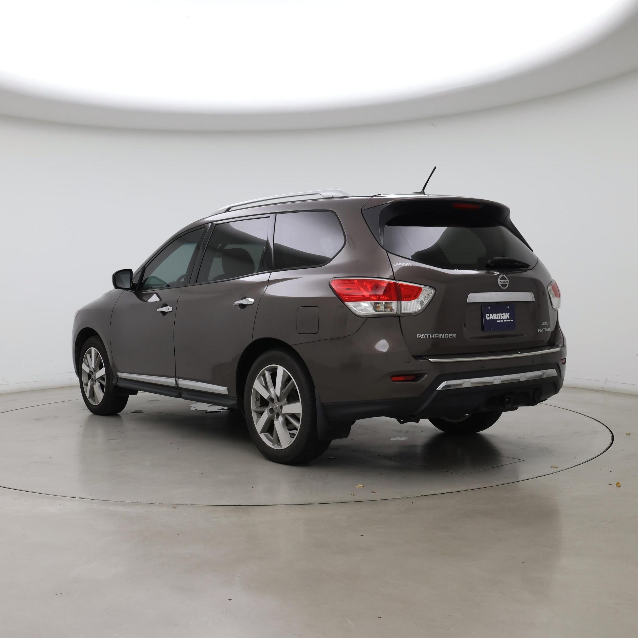 Thumbnail: 2016 Nissan Pathfinder - 2