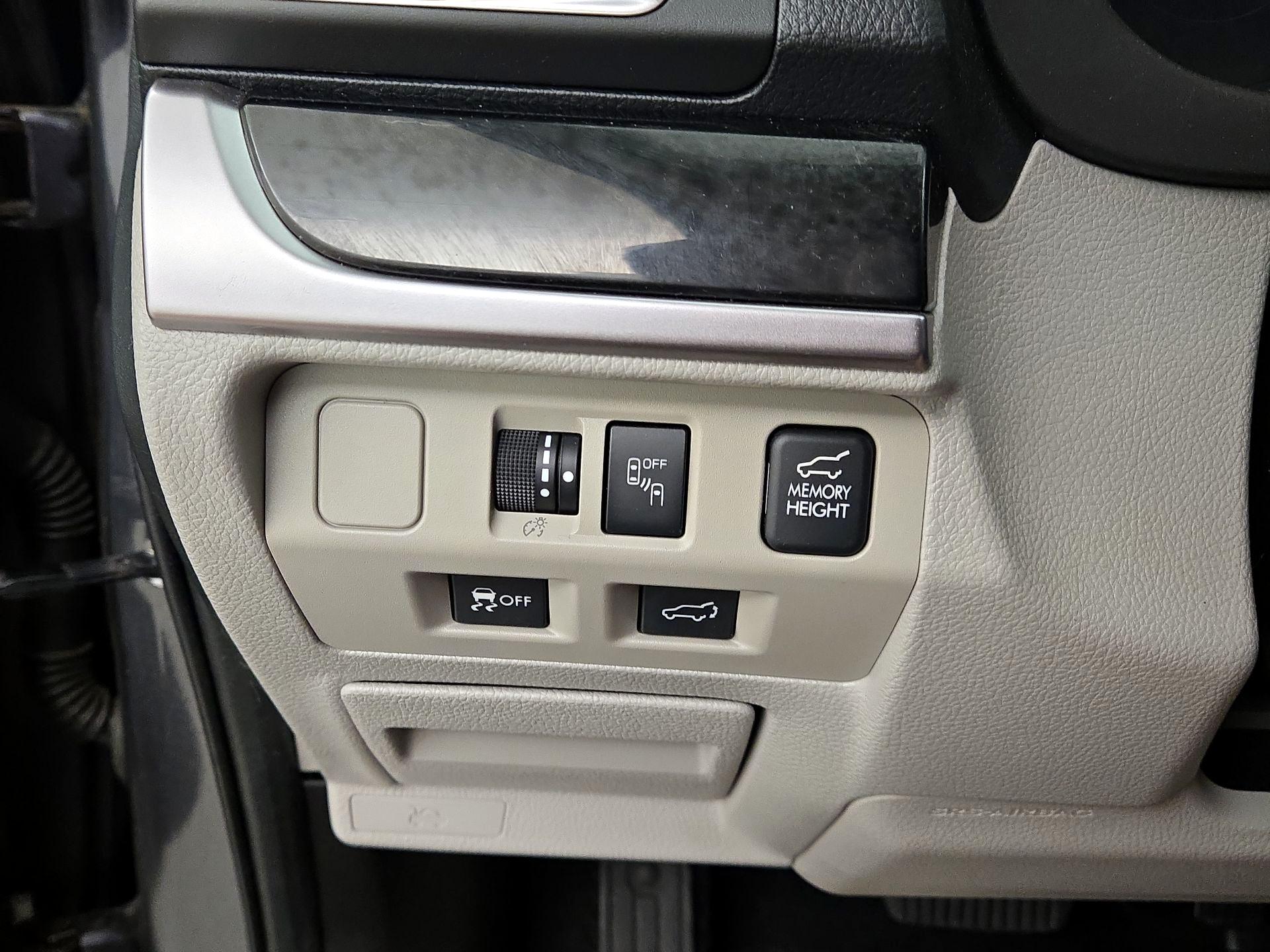 Thumbnail: 2017 Subaru Forester - 13