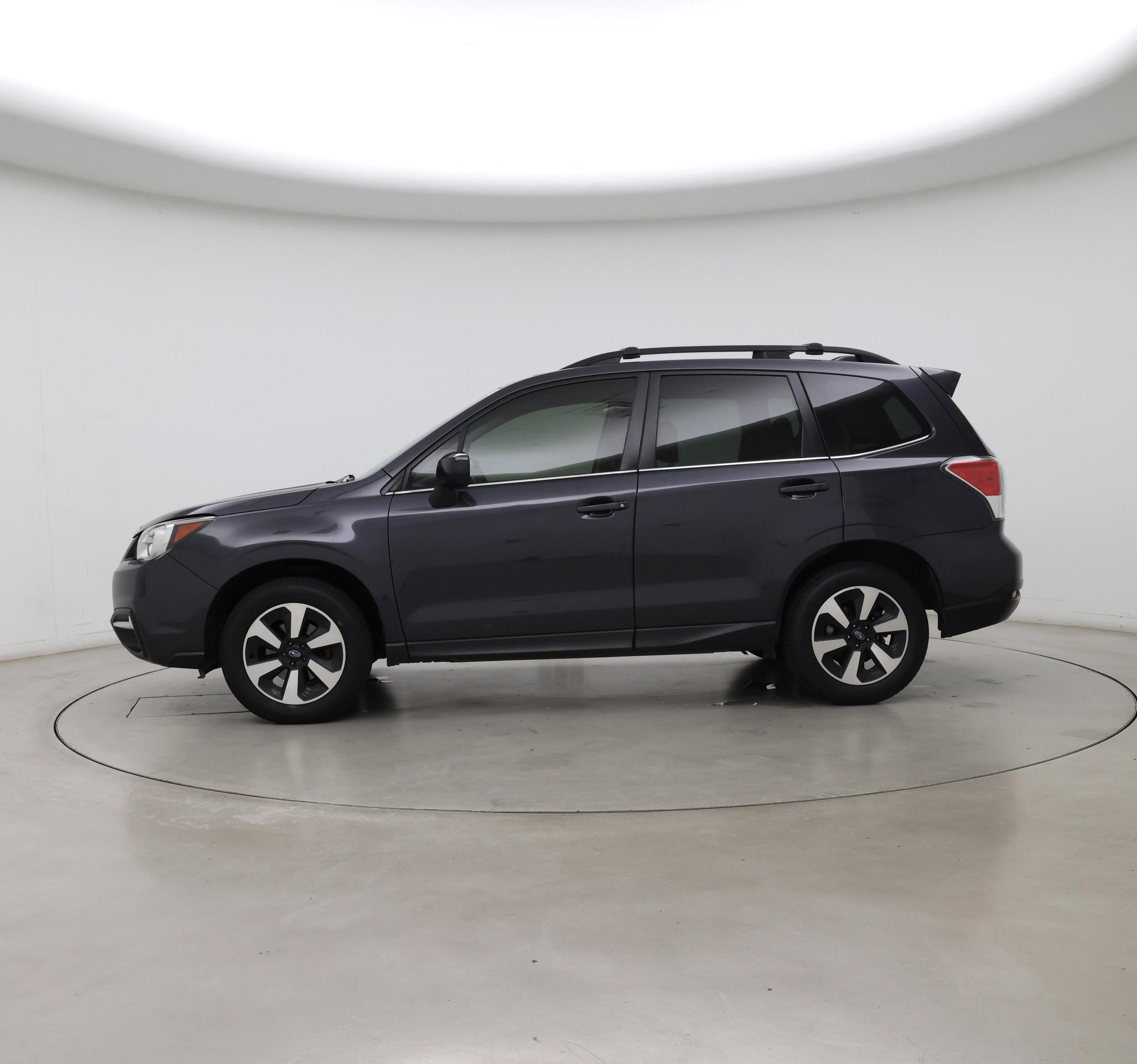 Thumbnail: 2017 Subaru Forester - 3