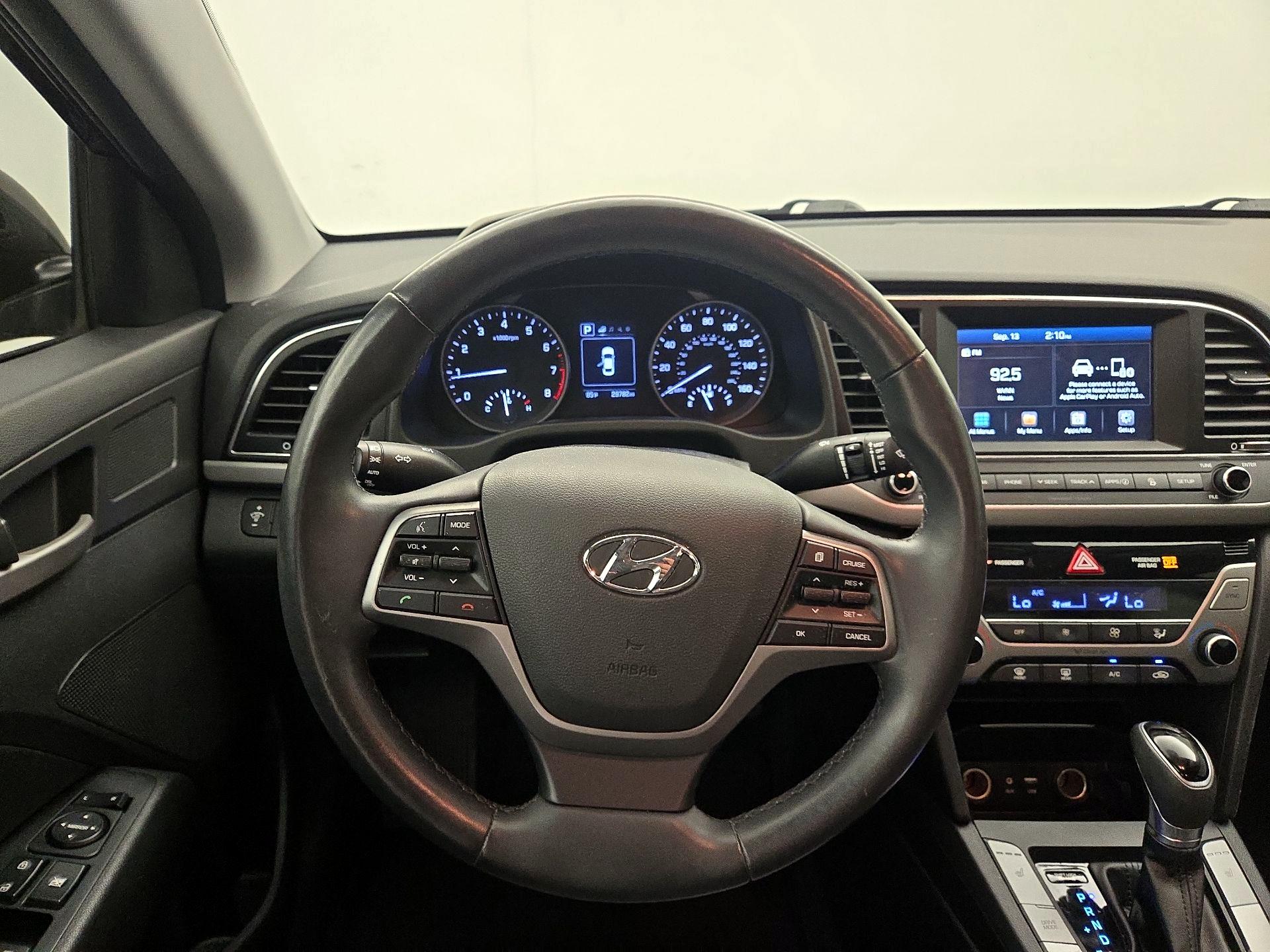 Thumbnail: 2017 Hyundai Elantra - 10